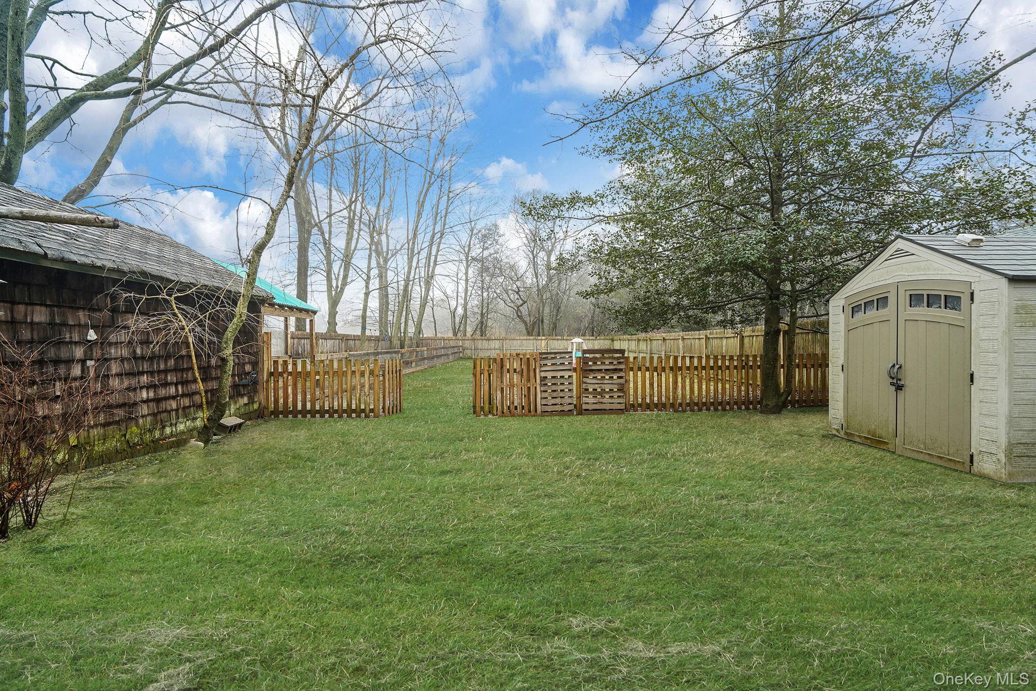 14 Tuttle Avenue Property Photo 20