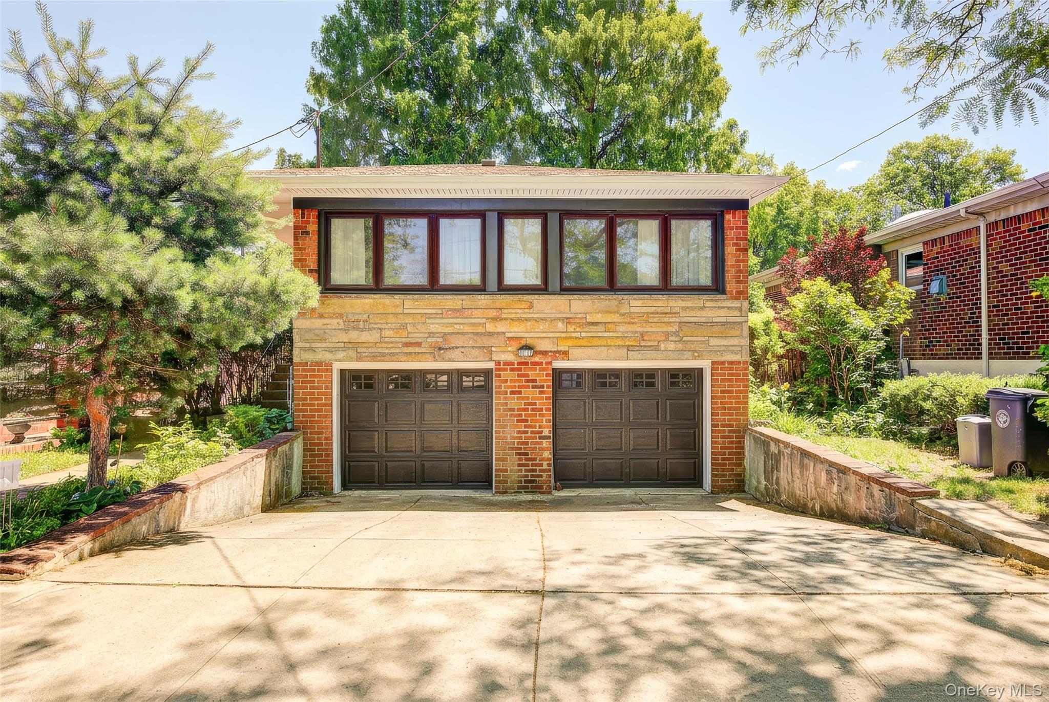 71-15 167th Street Property Photo 1