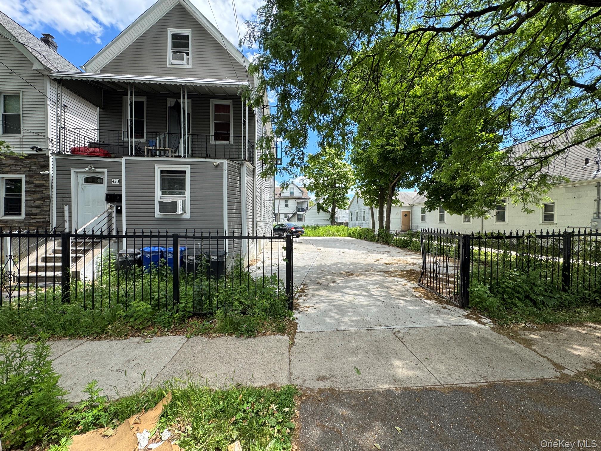 423 S 7th Avenue Property Photo 1