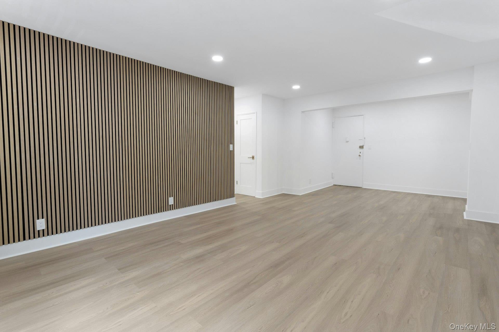 1296 Midland Avenue L2 Property Photo 5
