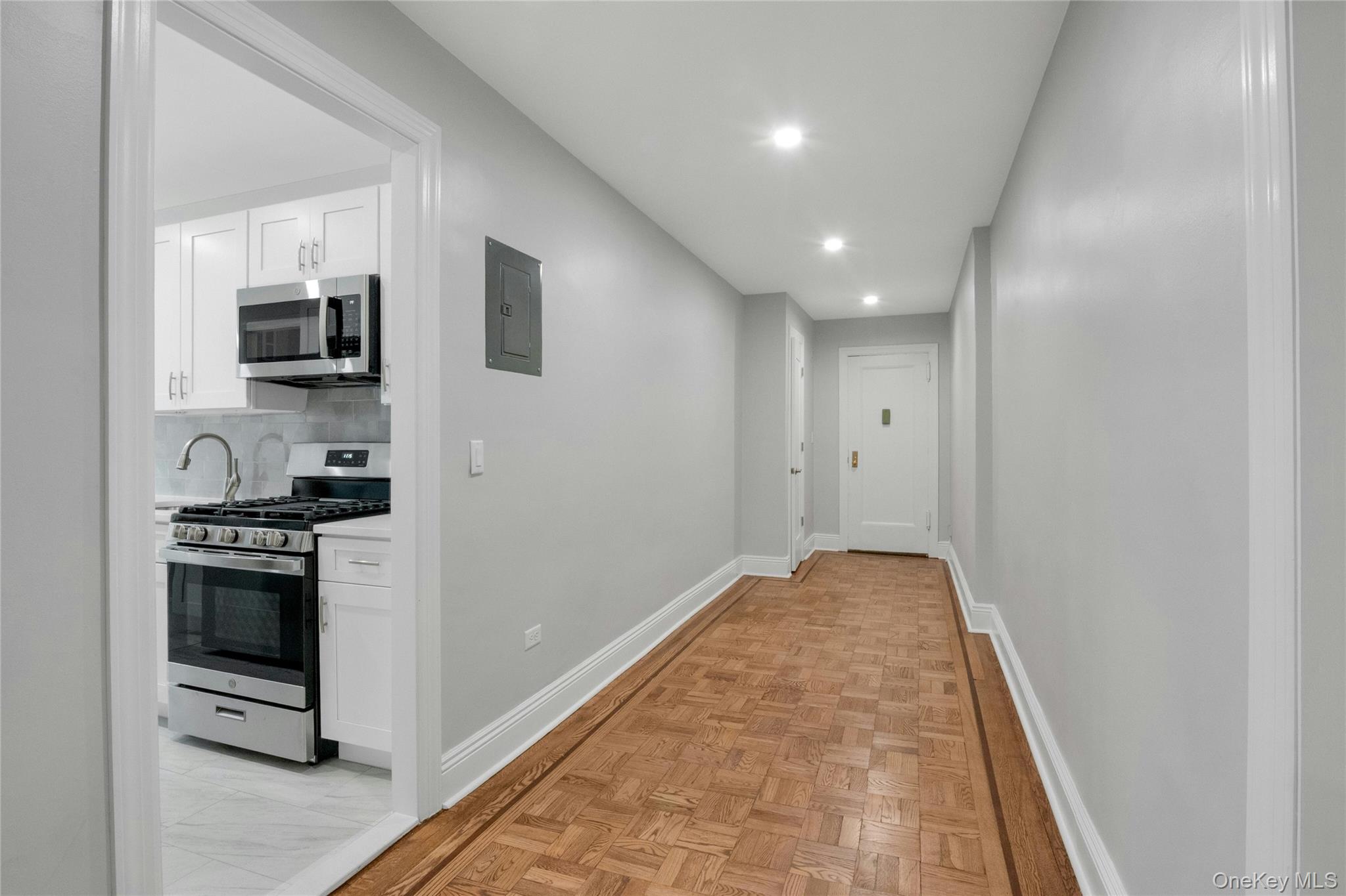 300 S Broadway 1 G Property Photo 8