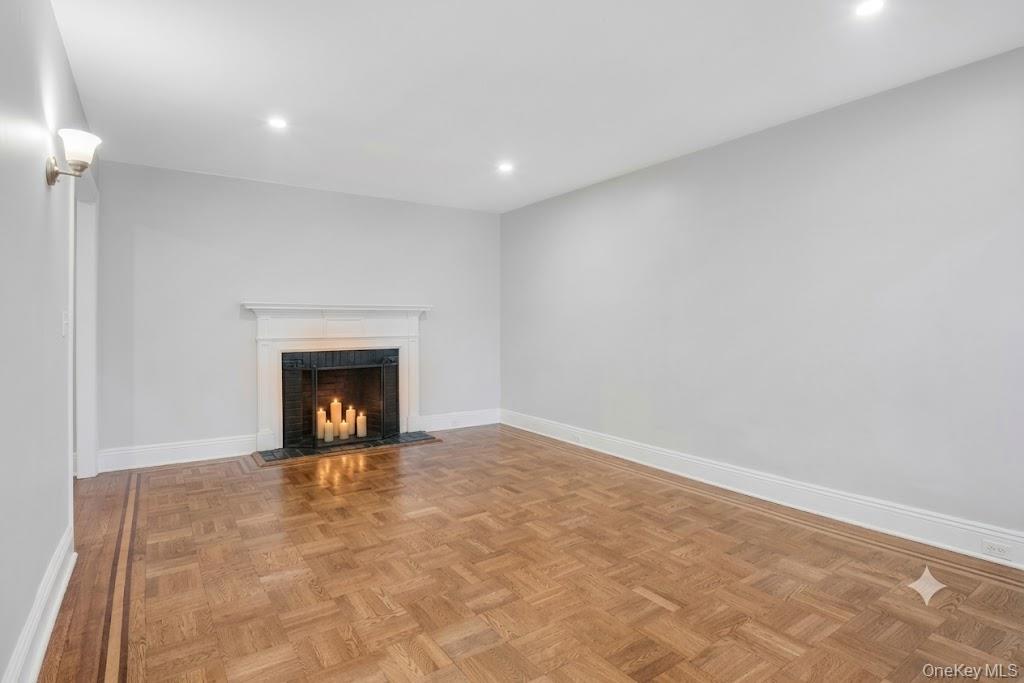 300 S Broadway 1 G Property Photo 15
