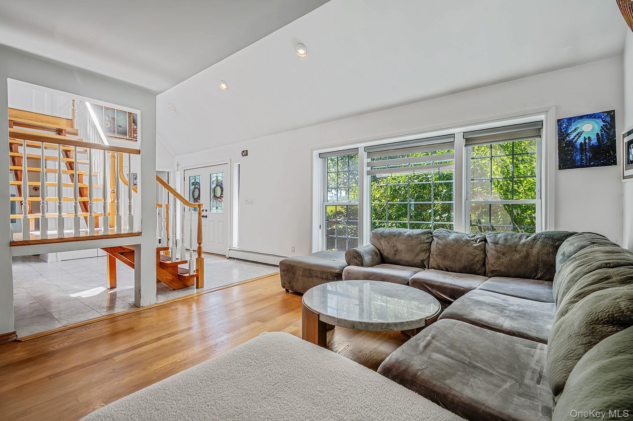 7 Forest Avenue Property Photo 9