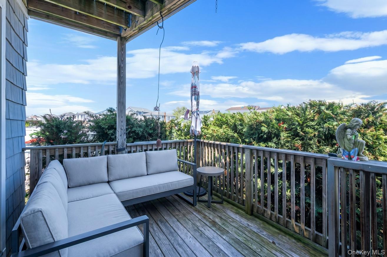 7 Forest Avenue Property Photo 36
