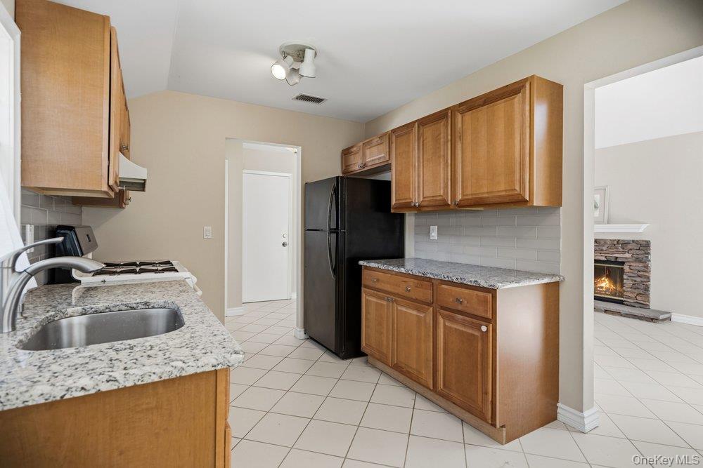 532 Race Place Property Photo 8
