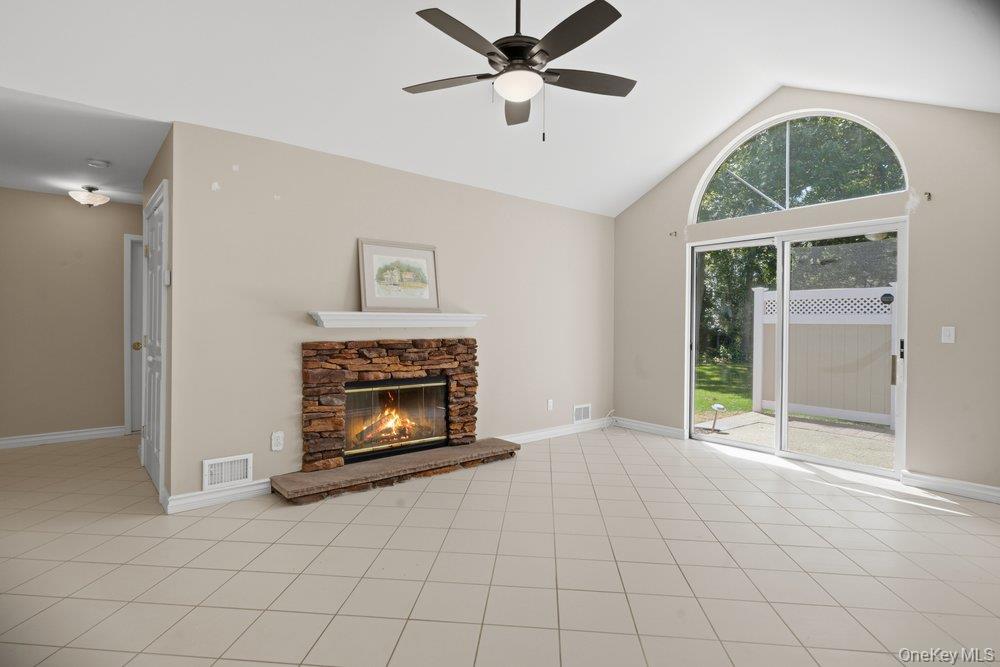 532 Race Place Property Photo 14