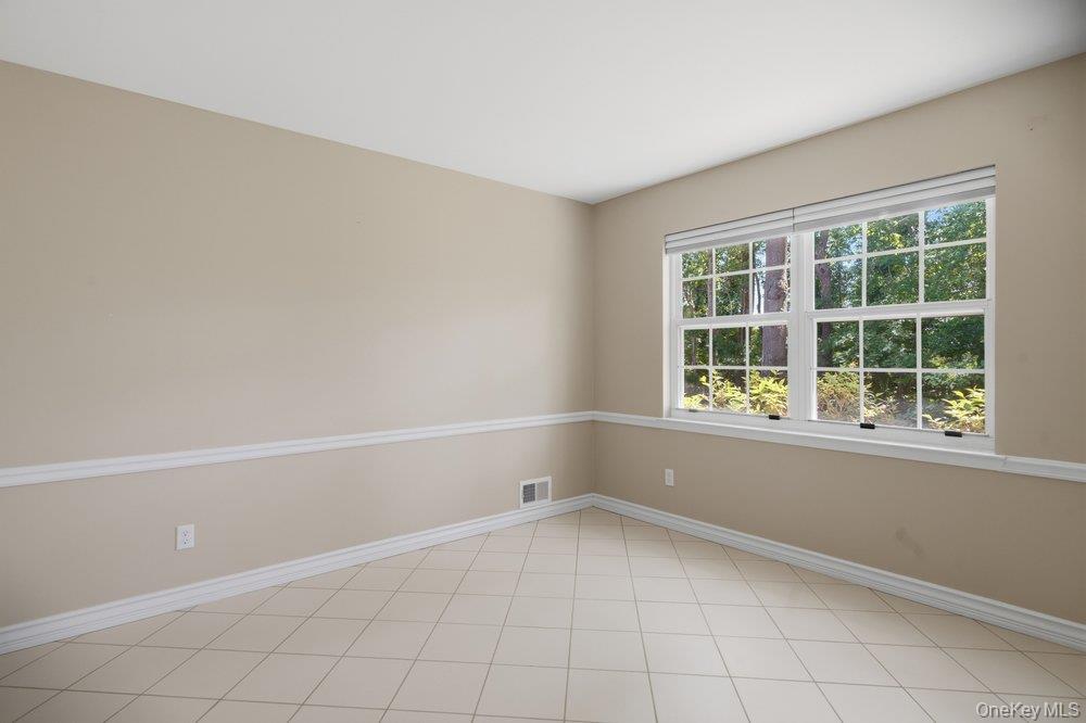 532 Race Place Property Photo 16
