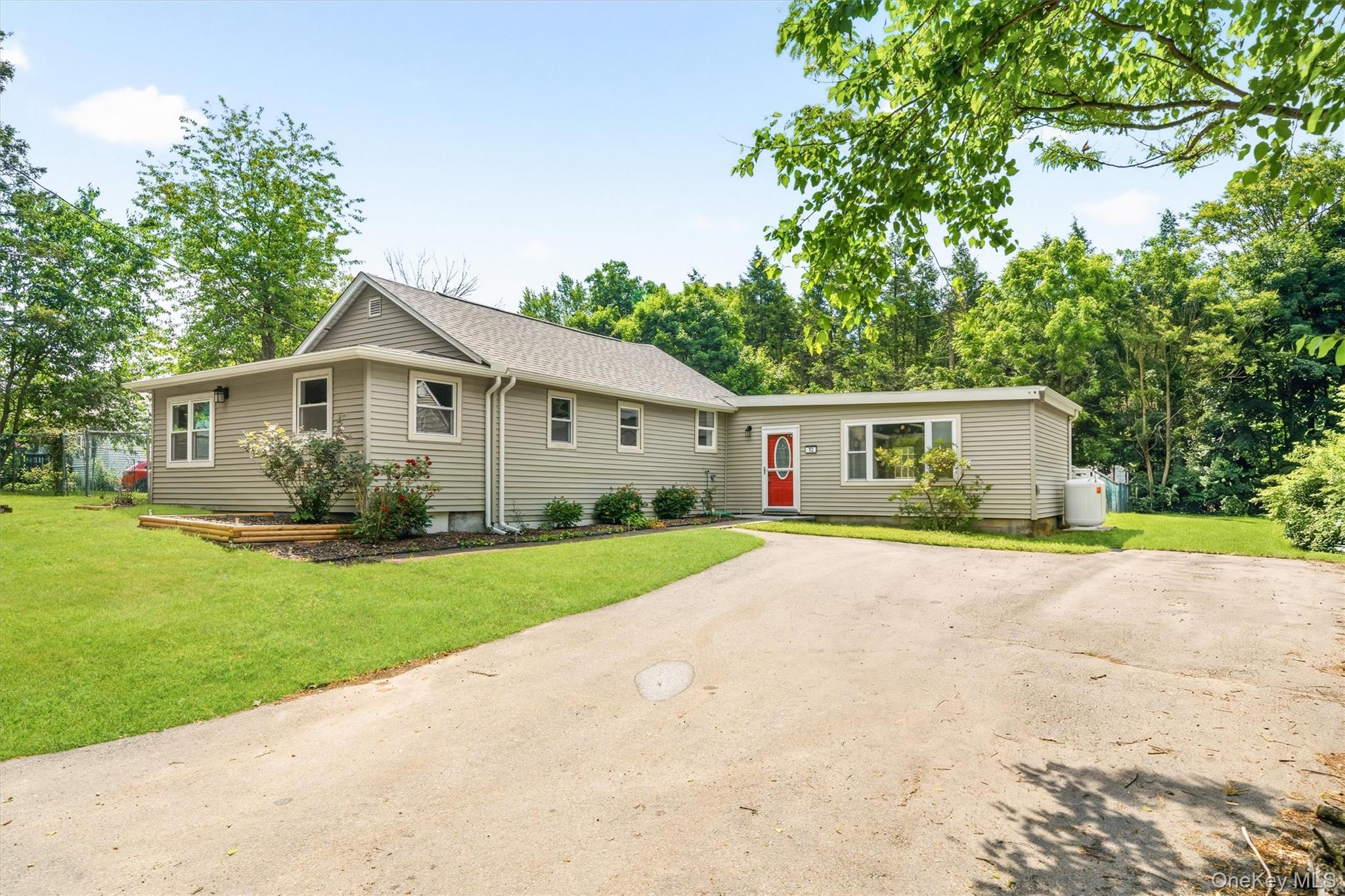 12 Dickerson Place Property Photo 2