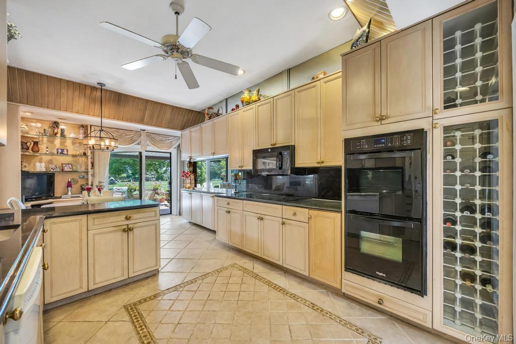 202 Captains Way Property Photo 19