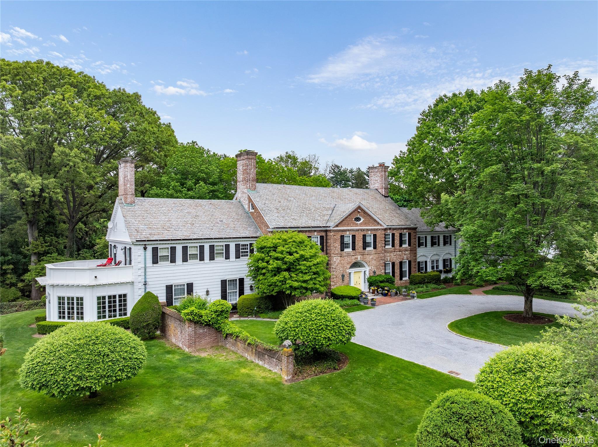 52 Piping Rock Road Property Photo 1