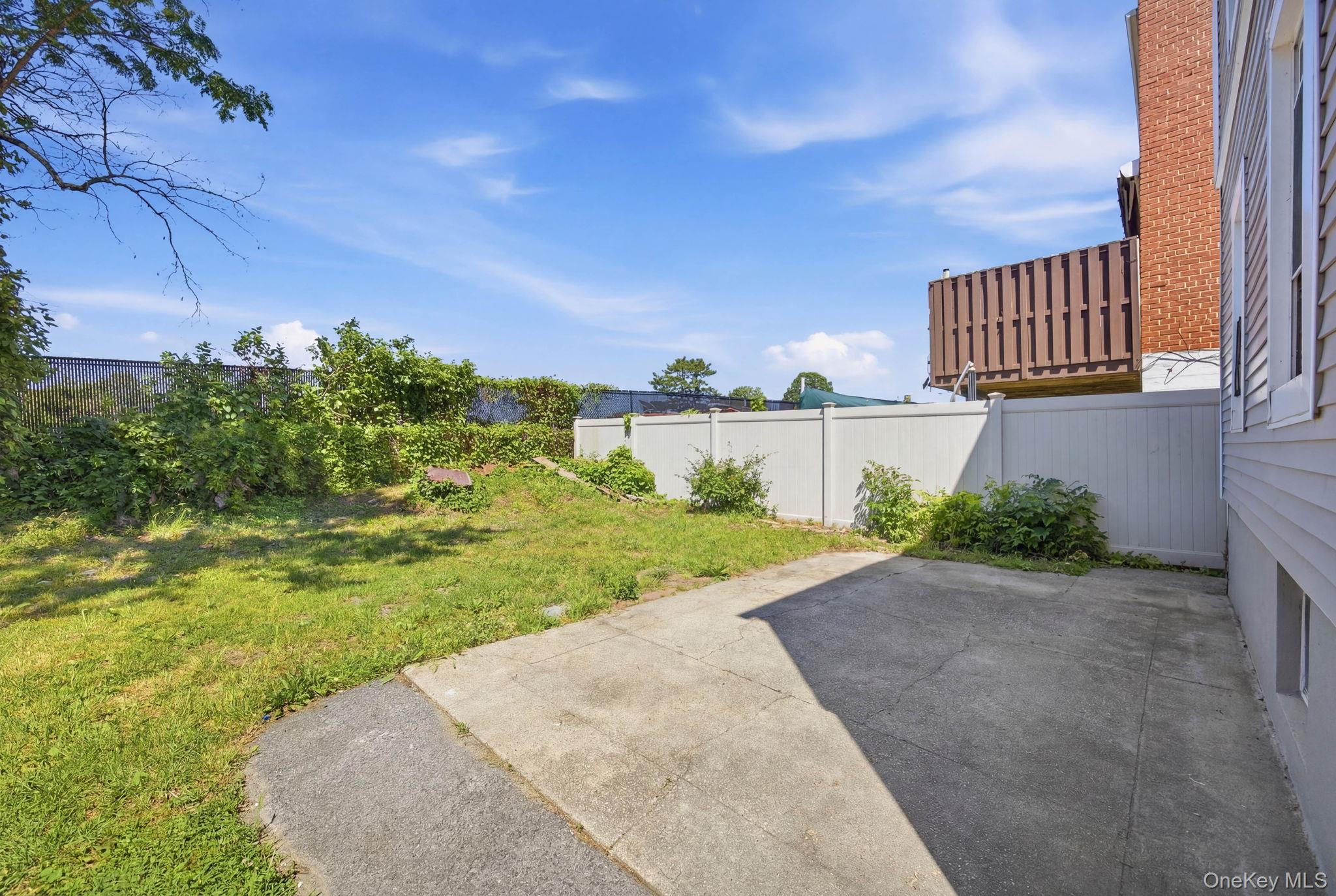 1127 Calhoun Avenue Property Photo 3
