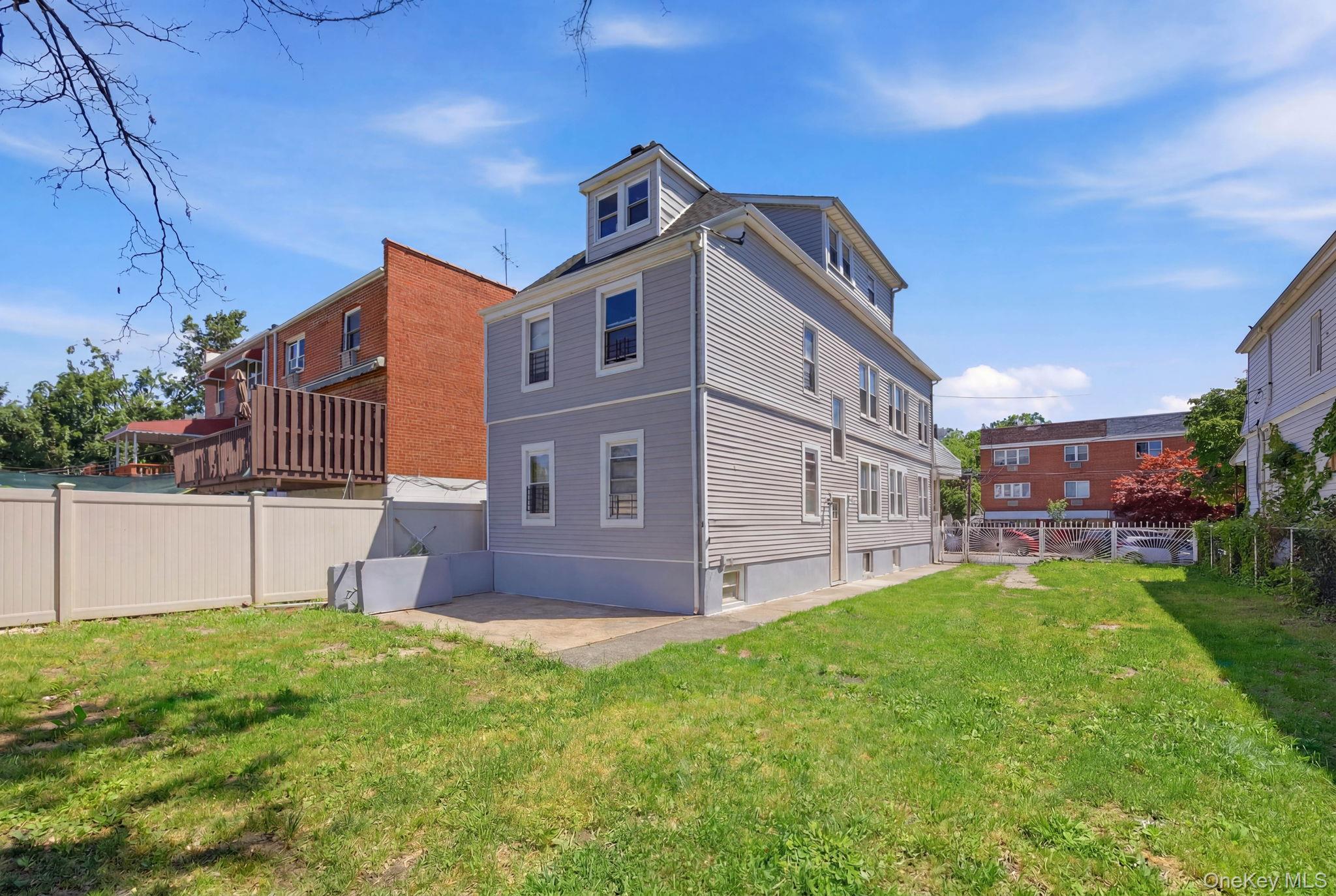 1127 Calhoun Avenue Property Photo 4
