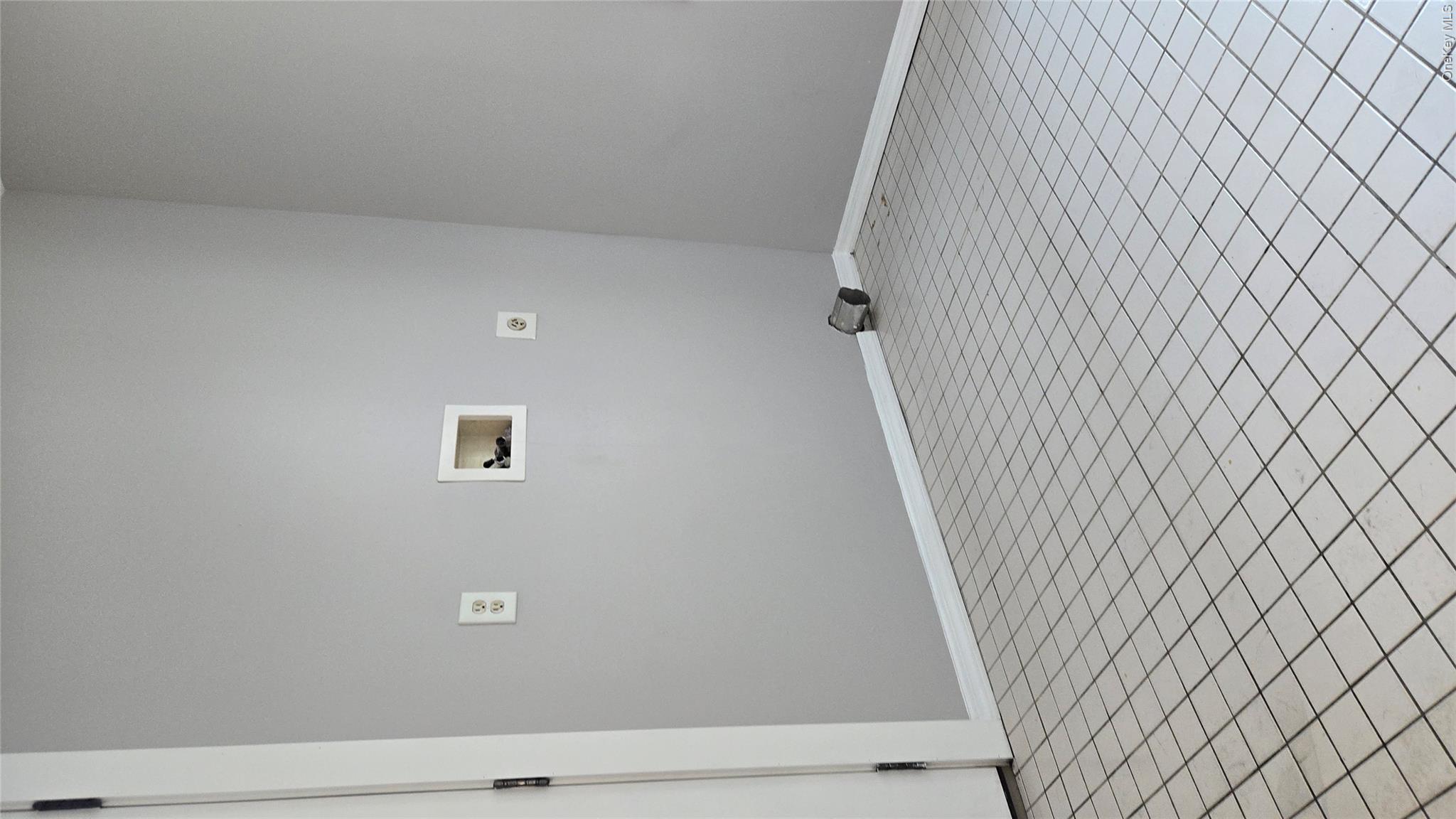 91 Wyman Avenue 1st Floor Rear - Apt #2 Property Photo 11
