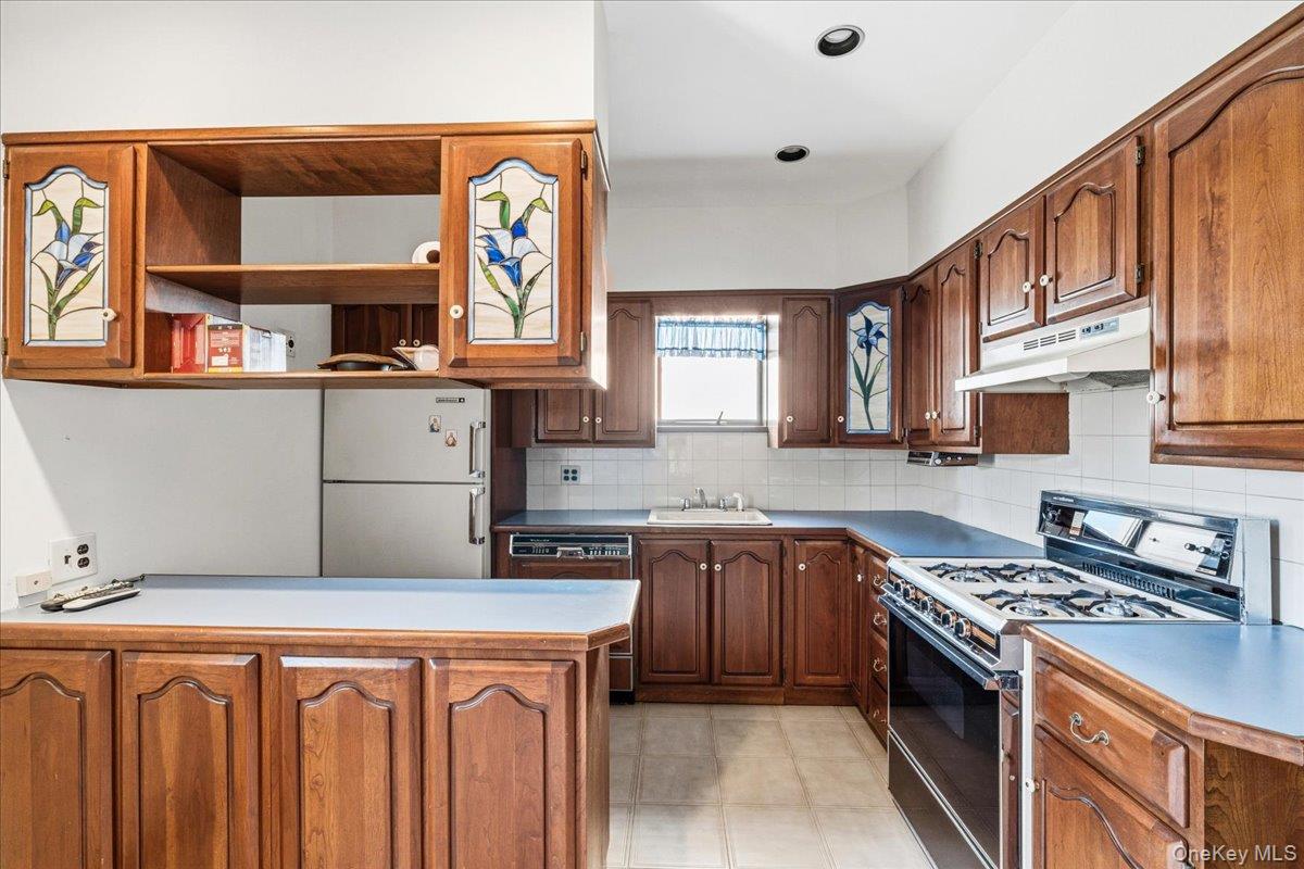 1228 80th Street Property Photo 10