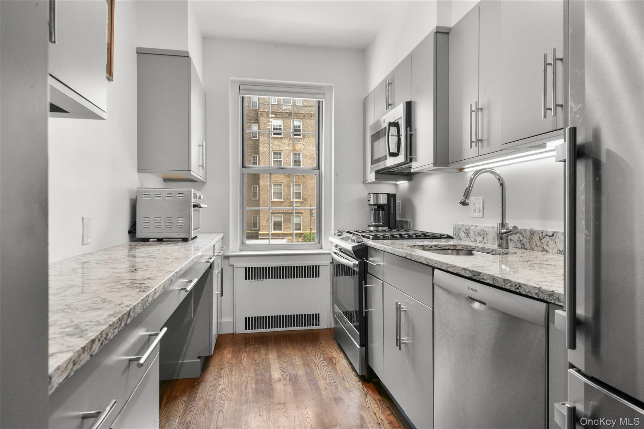 21 N Chatsworth Avenue 3c Property Photo 9