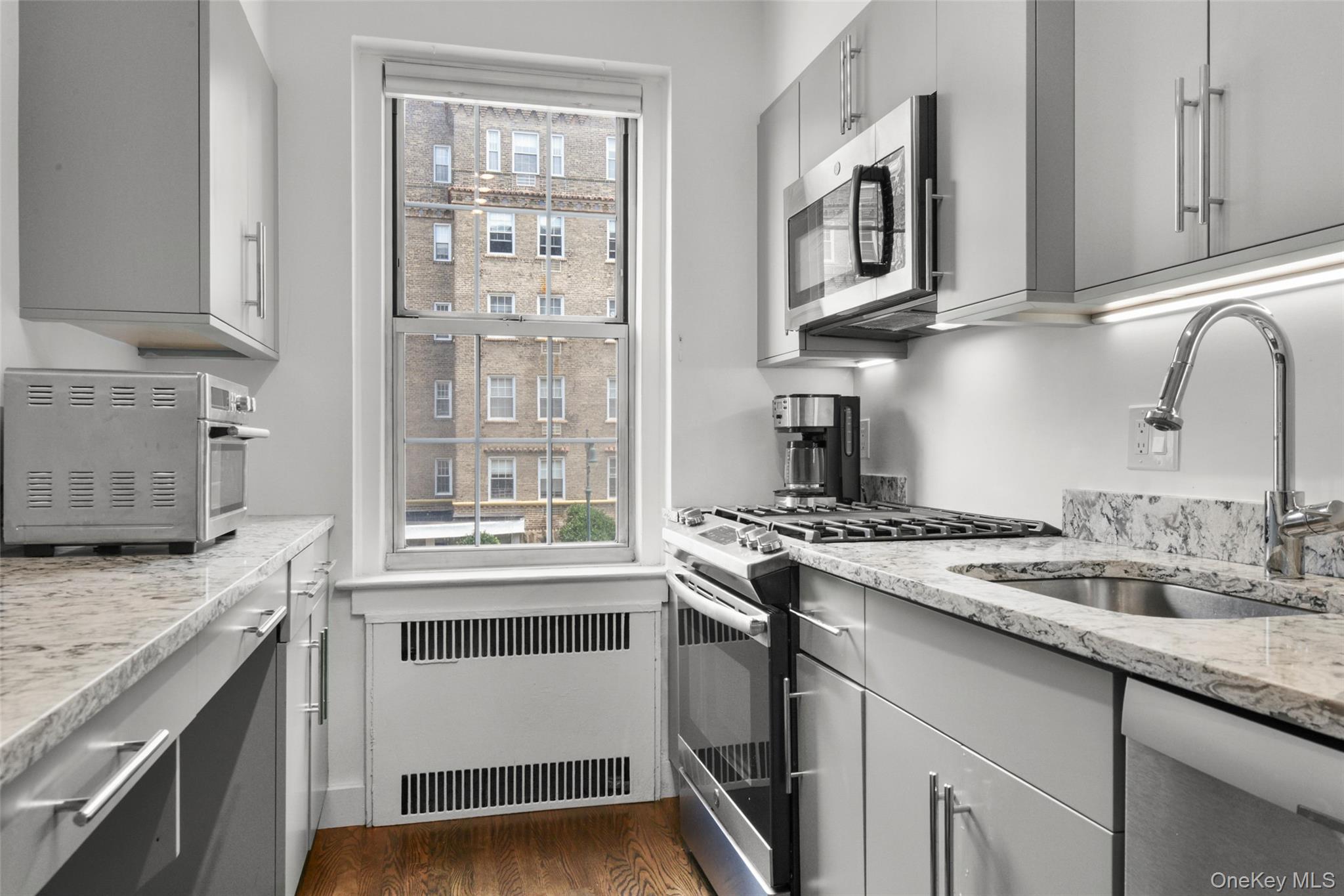 21 N Chatsworth Avenue 3c Property Photo 11