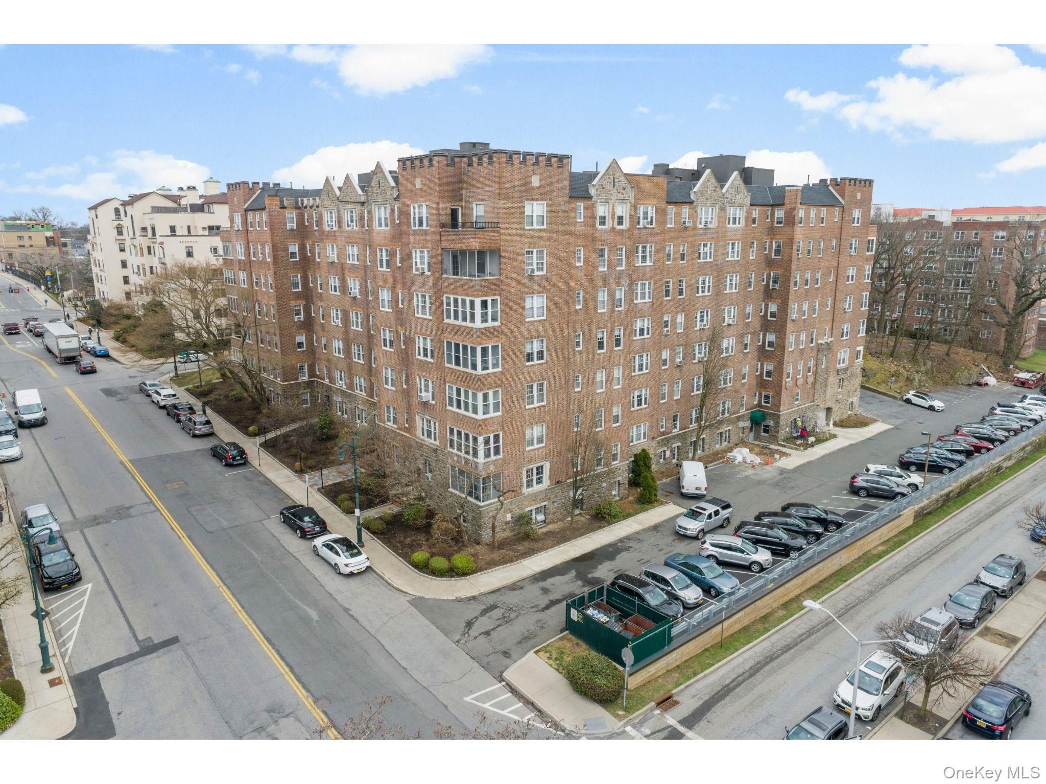 21 N Chatsworth Avenue 3c Property Photo 27