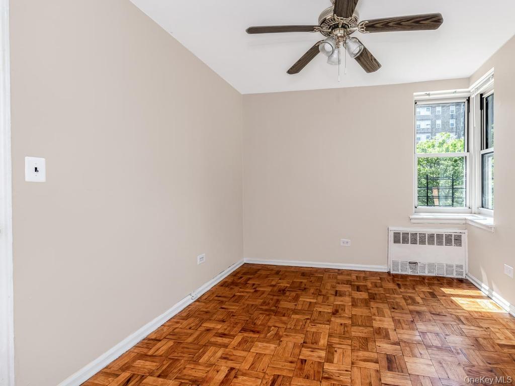 629 Kappock Street 2p Property Photo 9