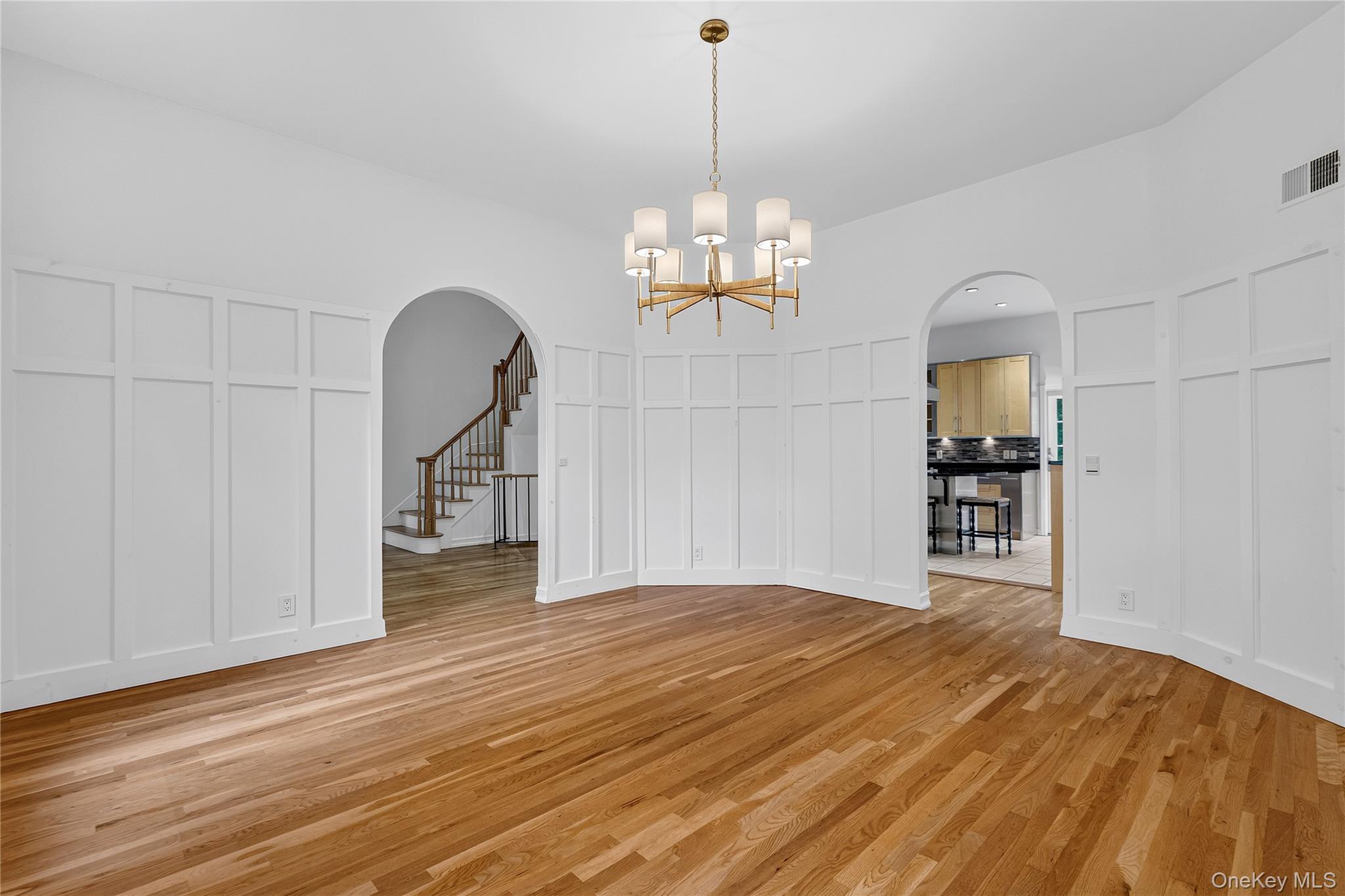 191 Beechmont Drive Property Photo 7