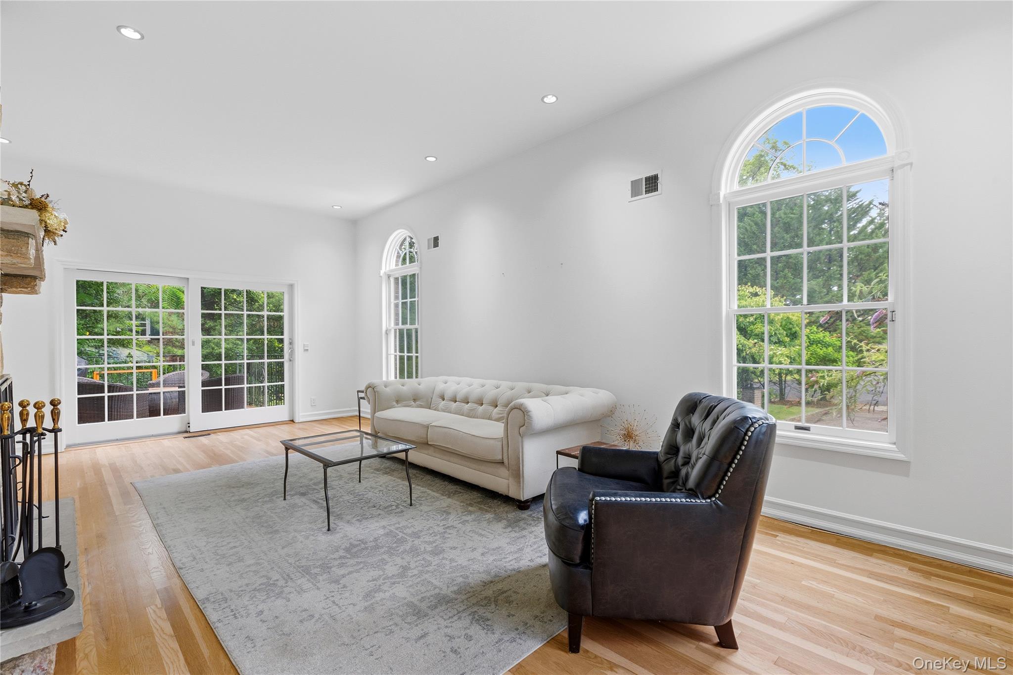 191 Beechmont Drive Property Photo 15
