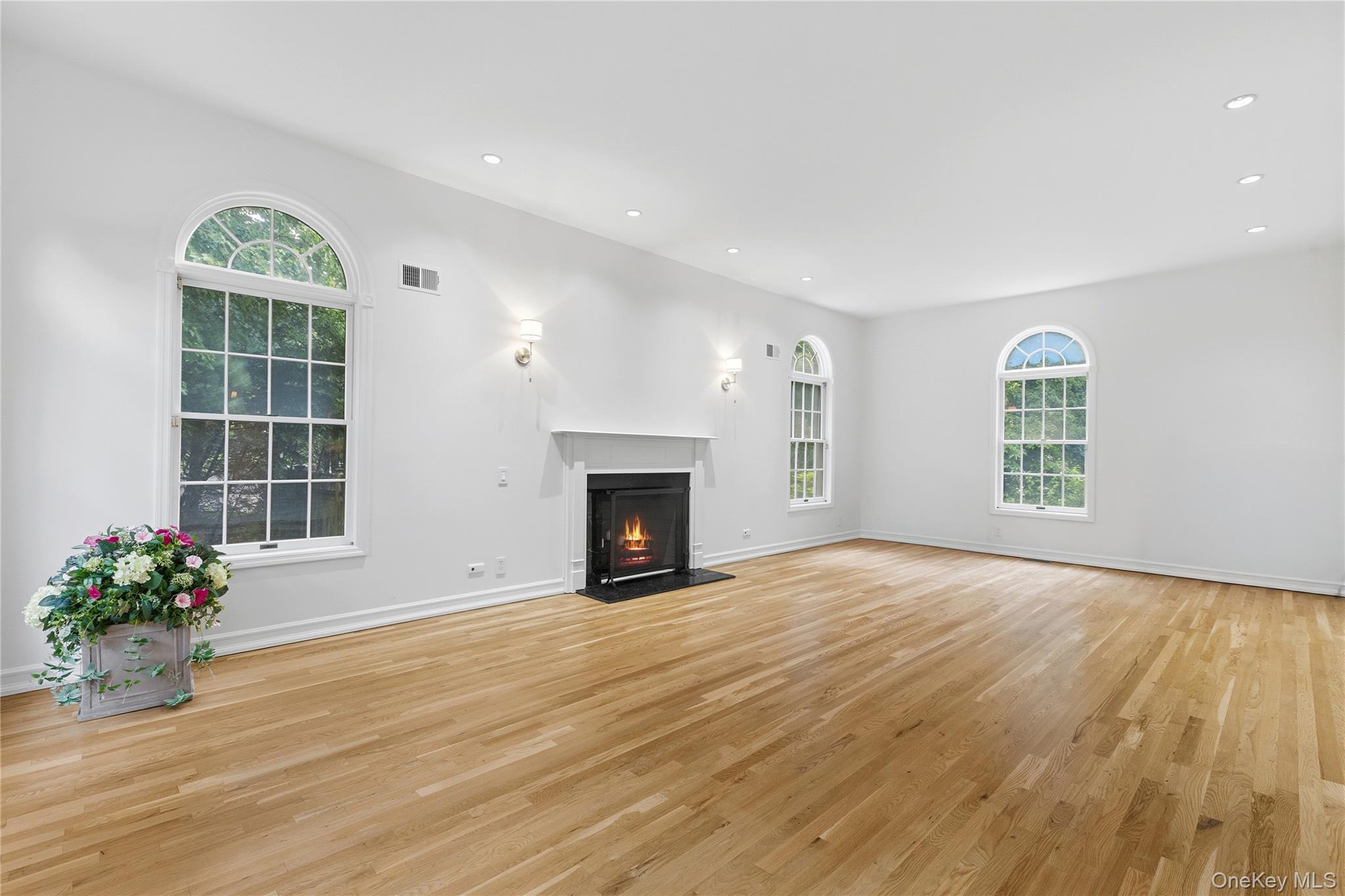 191 Beechmont Drive Property Photo 18