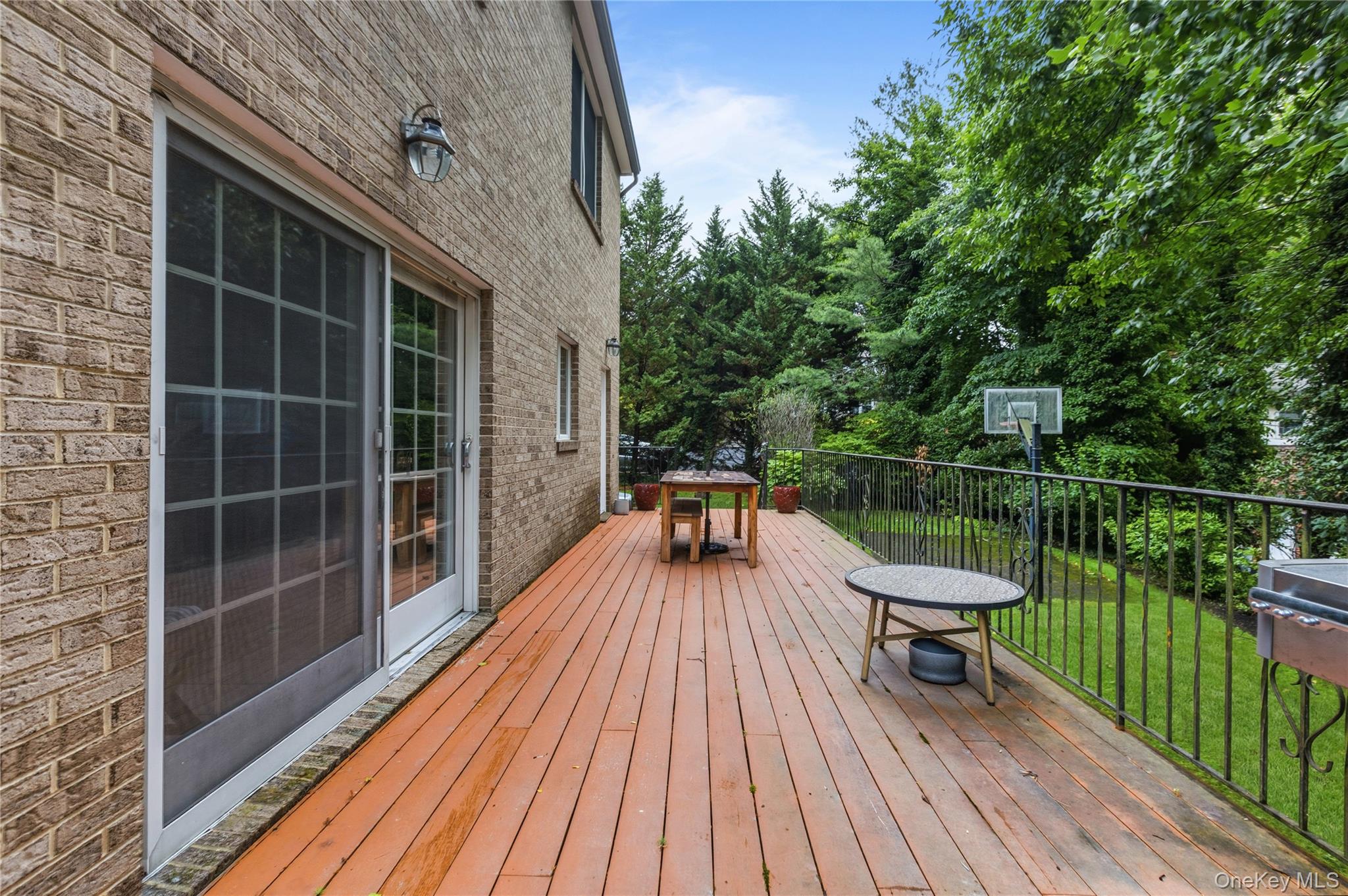 191 Beechmont Drive Property Photo 47