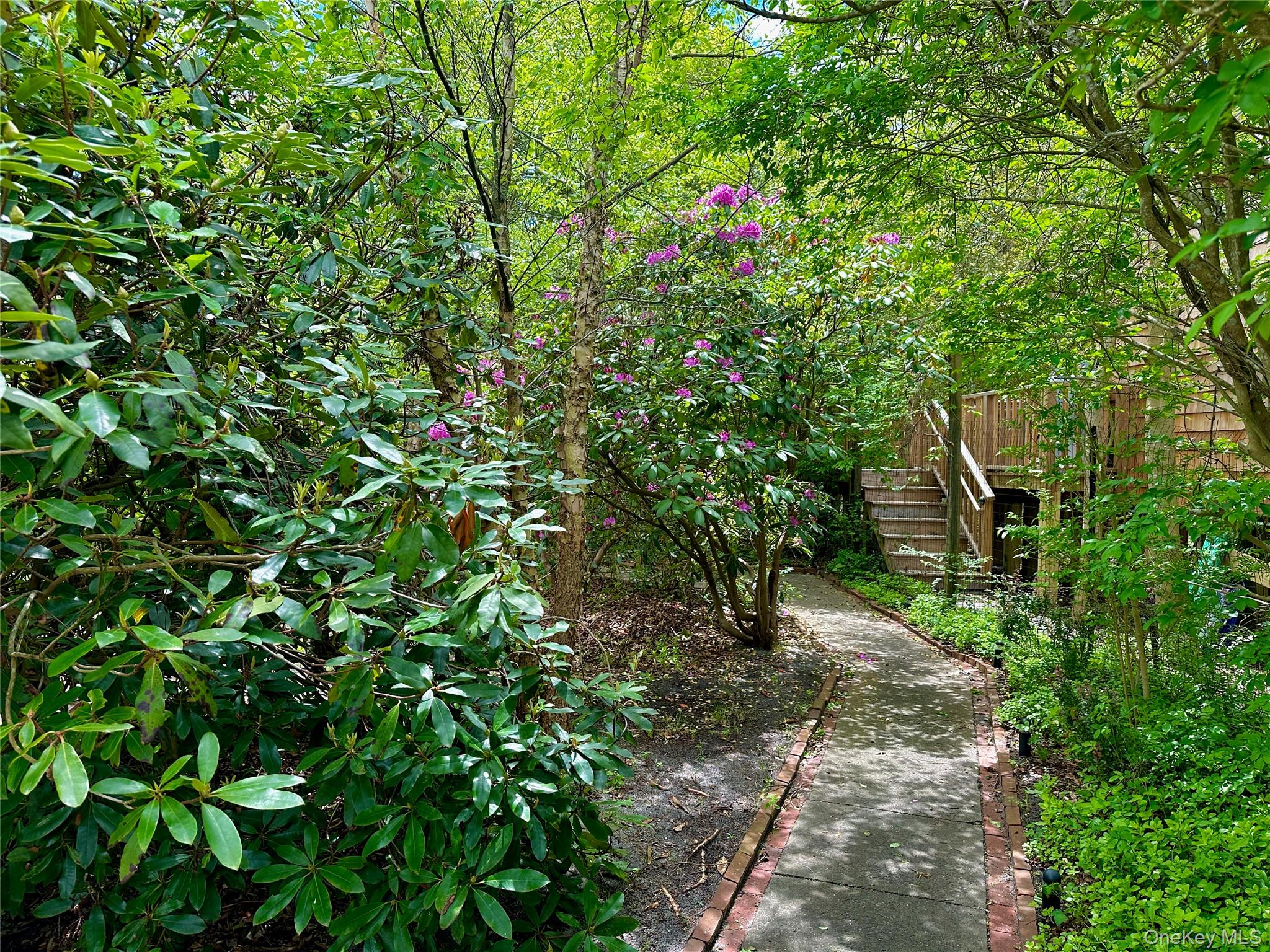 209 Bayview Walk Property Photo 16