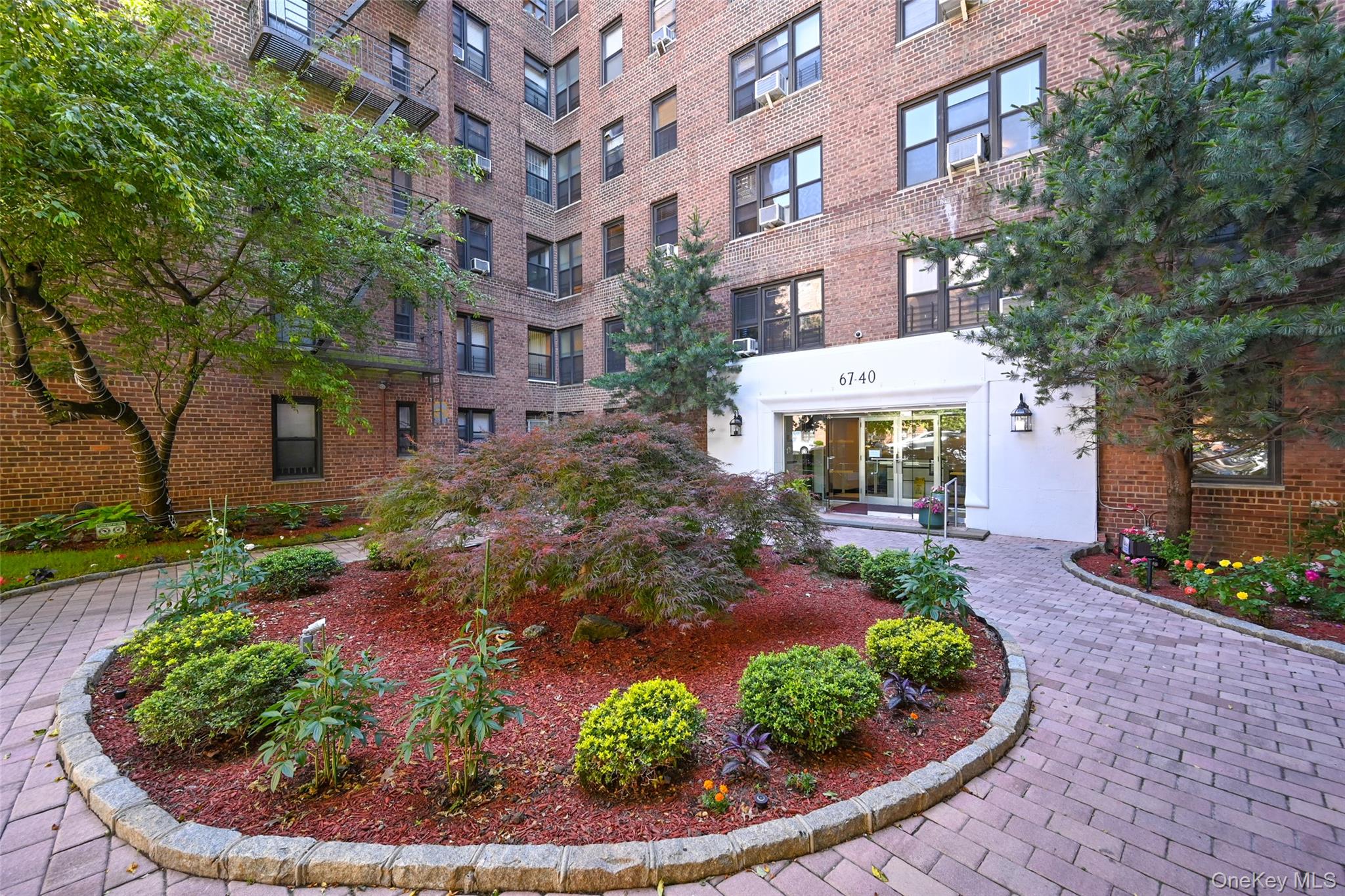 67-40 Yellowstone Boulevard 4M Property Photo 1