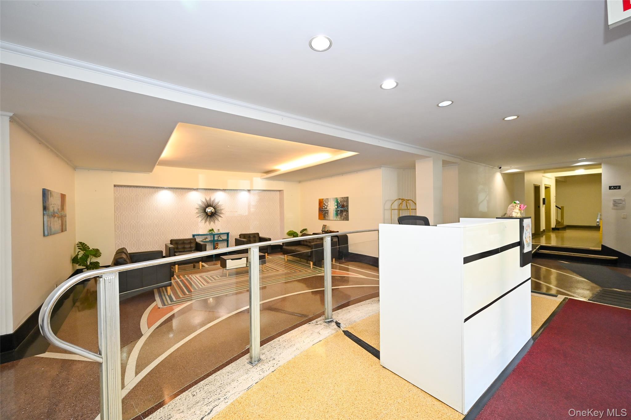 67-40 Yellowstone Boulevard 4m Property Photo 3