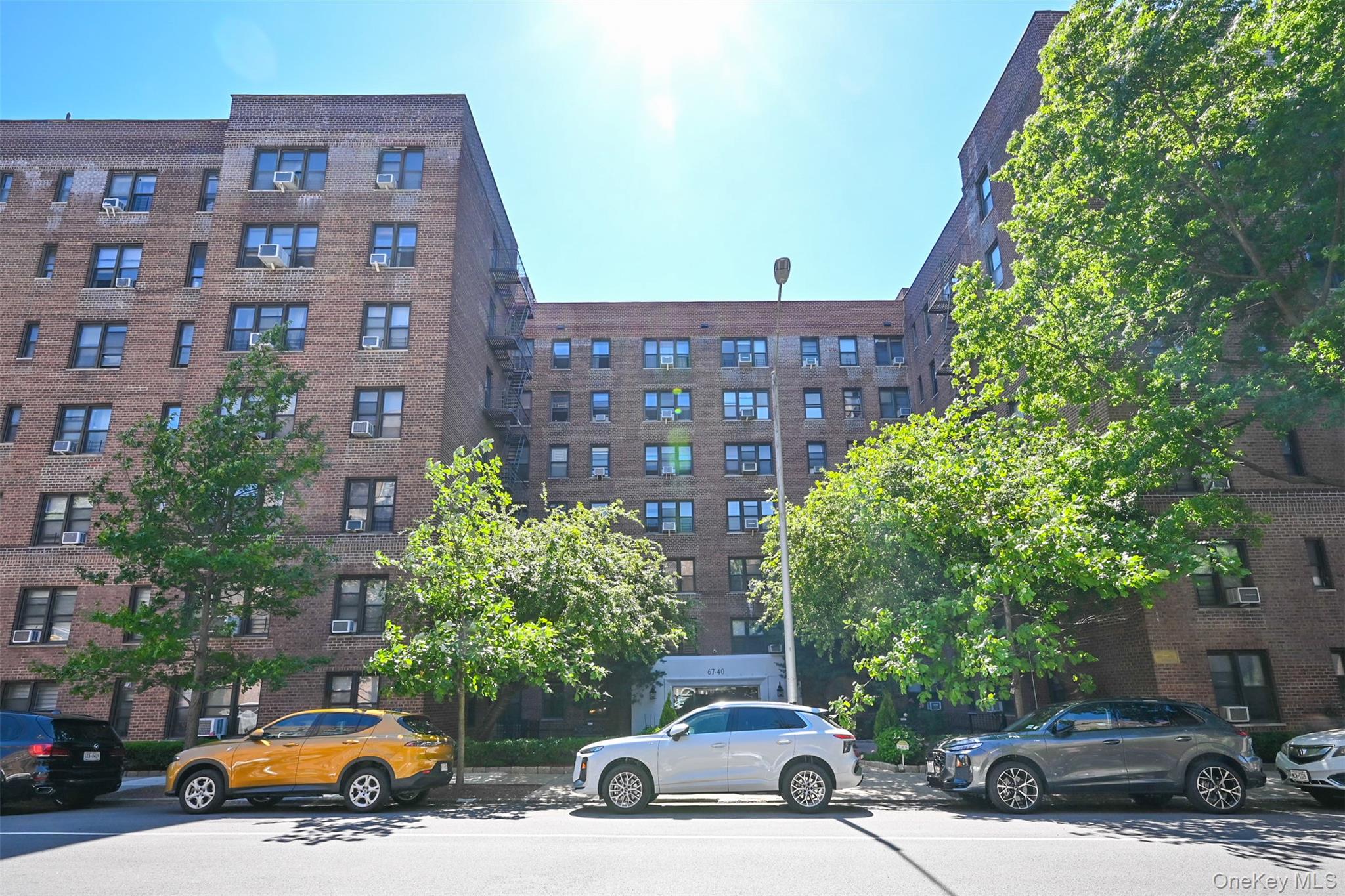 67-40 Yellowstone Boulevard 4m Property Photo 16