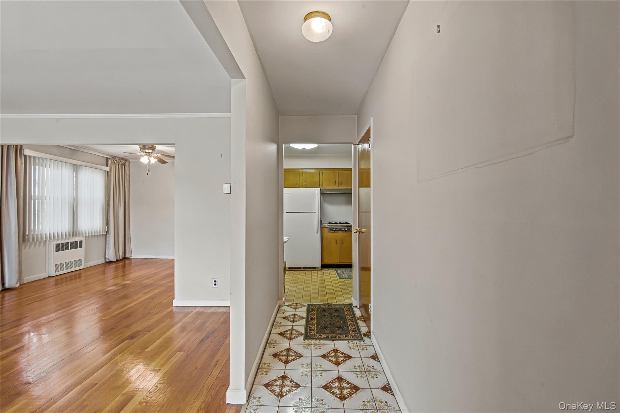 4365 158th Street Property Photo 3