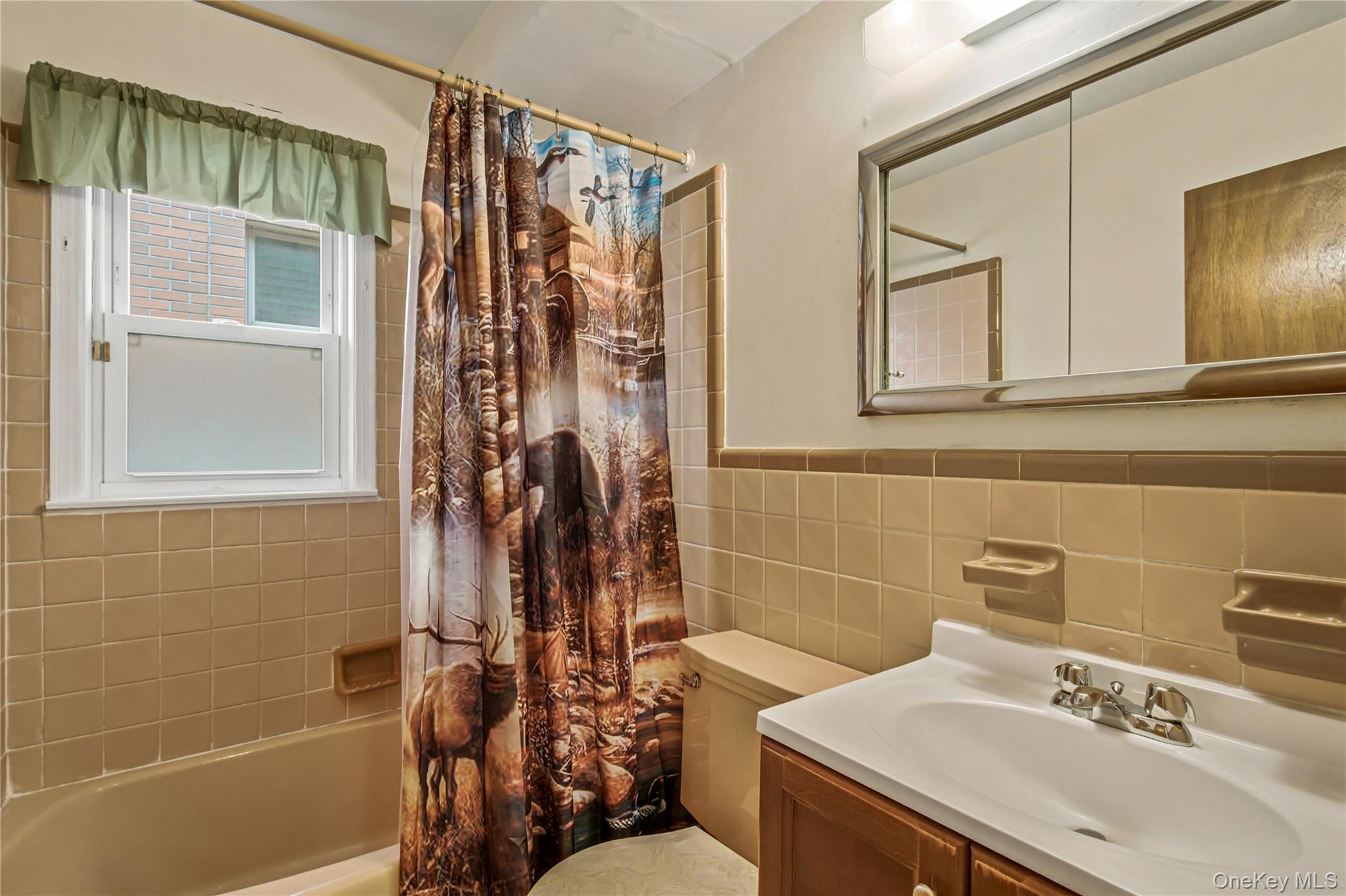 4365 158th Street Property Photo 10
