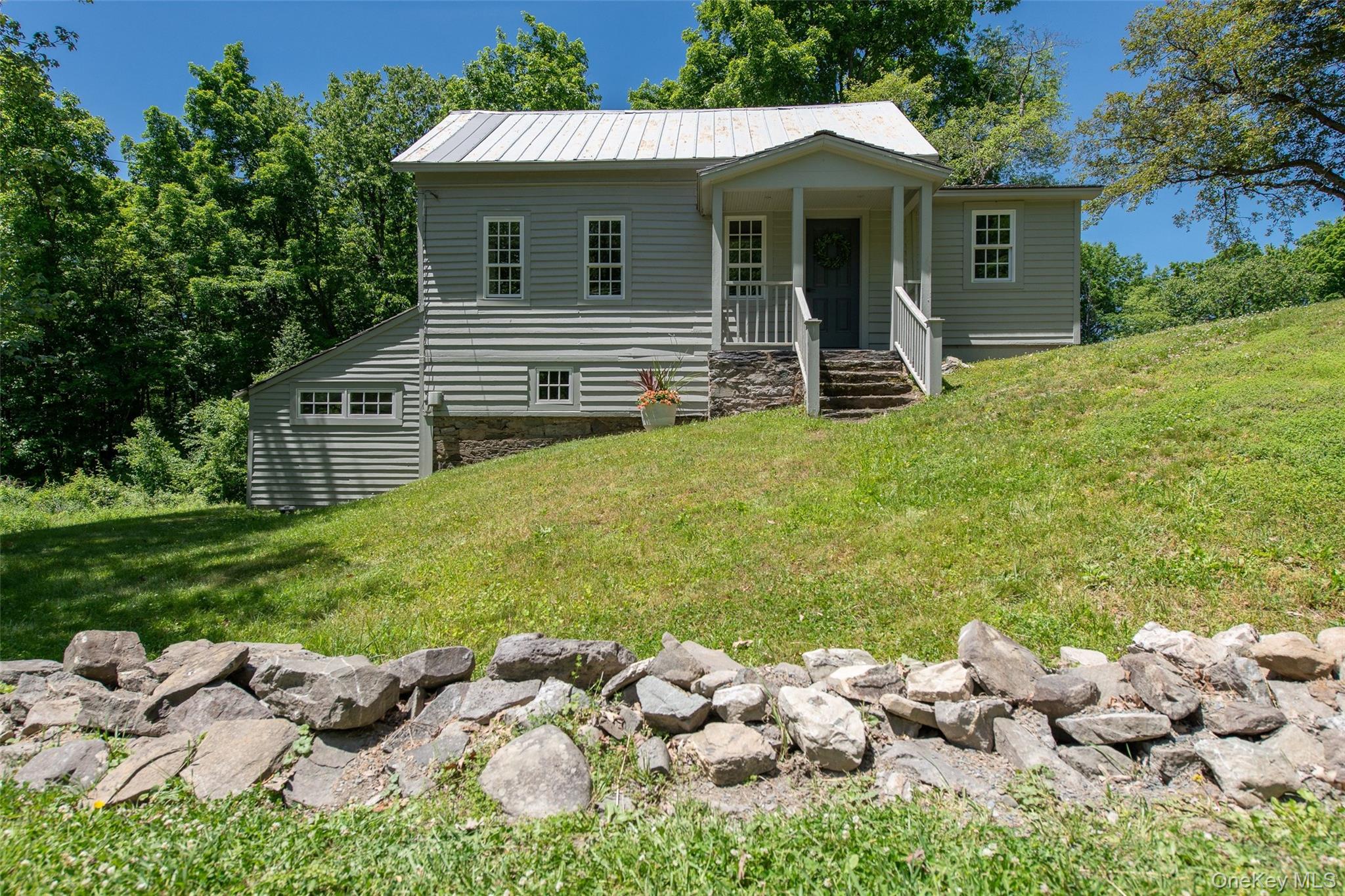 275 Pitts Road Property Photo 2