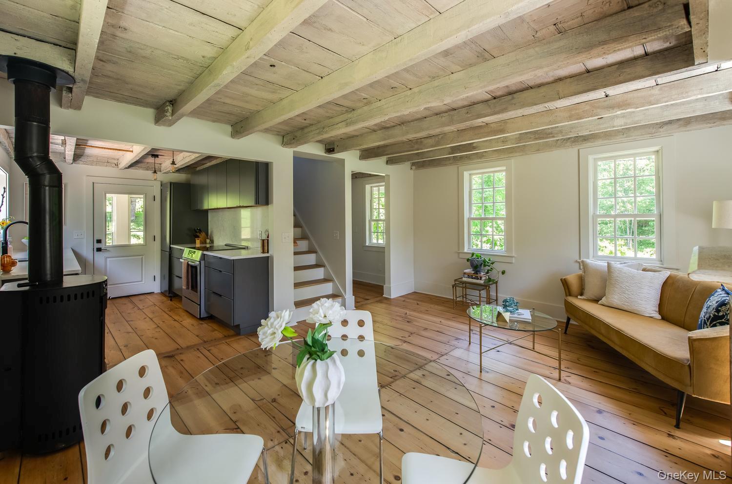 275 Pitts Road Property Photo 10