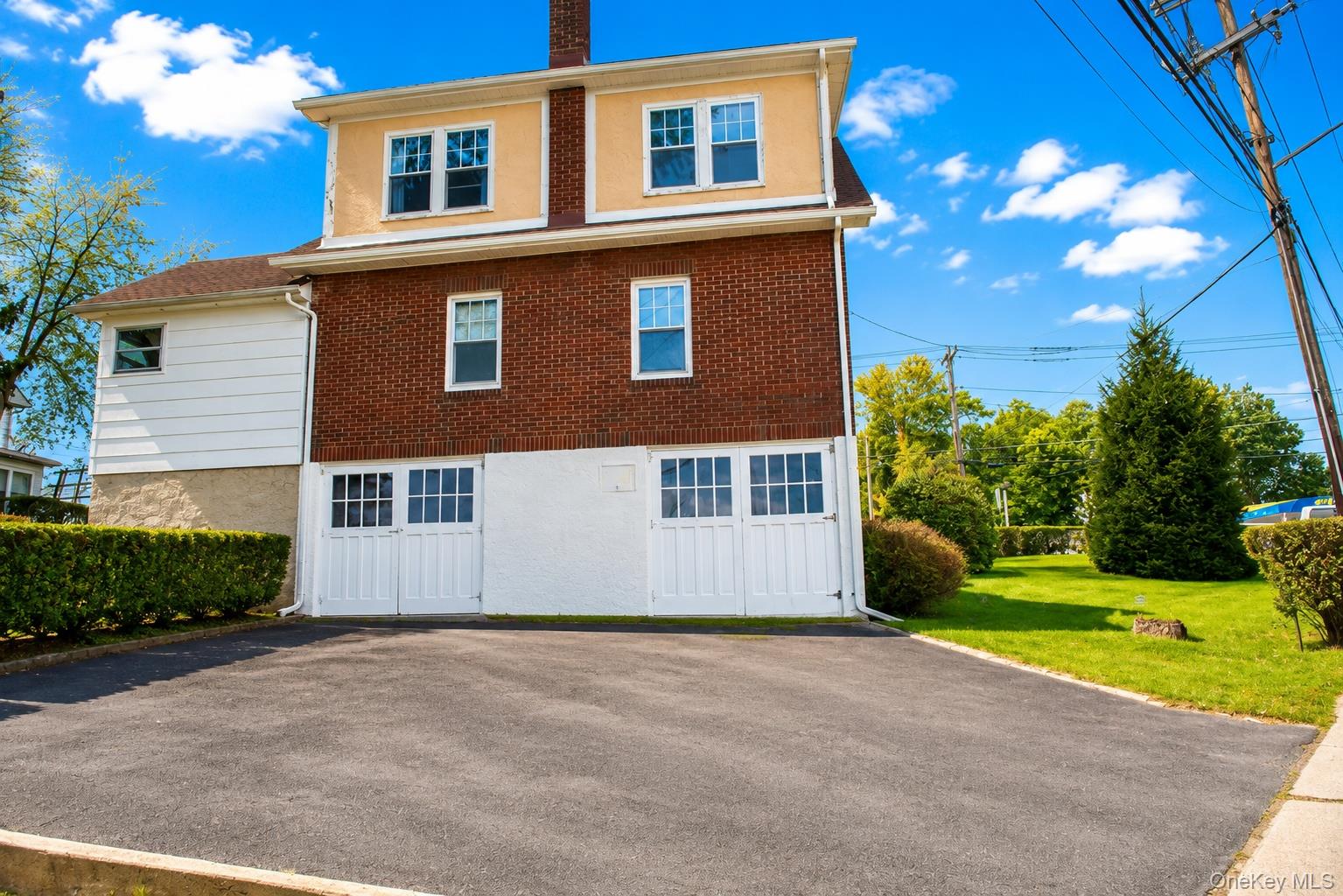 153 Wisner Avenue Property Photo 3