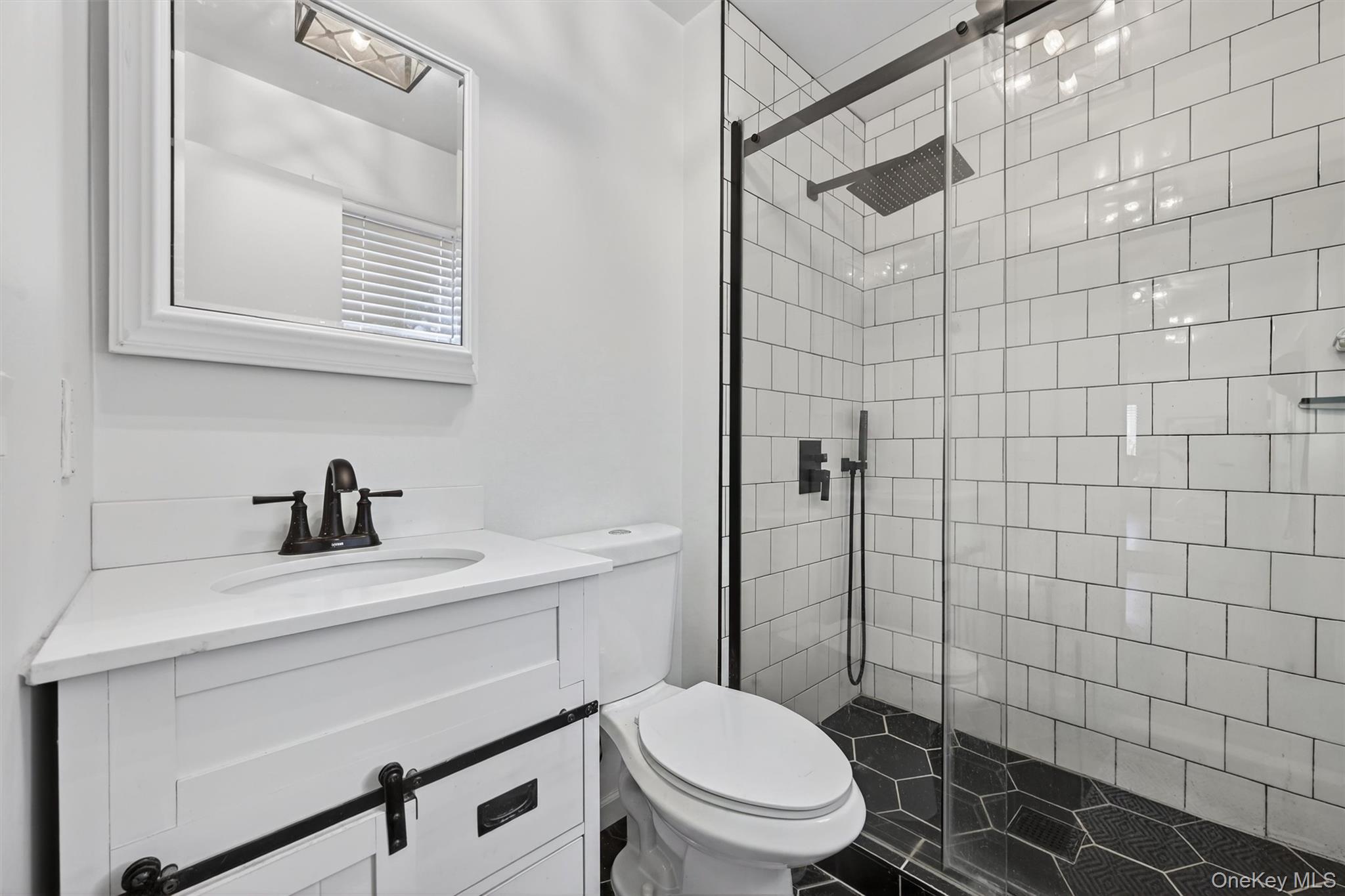 6 Linda Court Property Photo 16