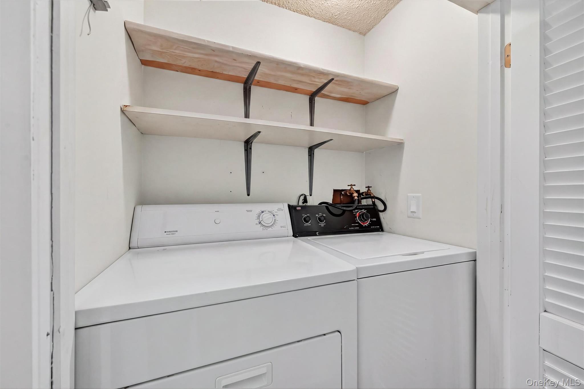 6 Linda Court Property Photo 17