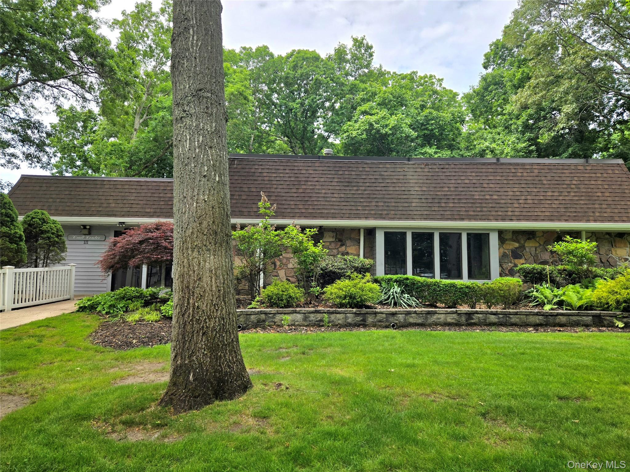 183 Kingston Drive Property Photo 14