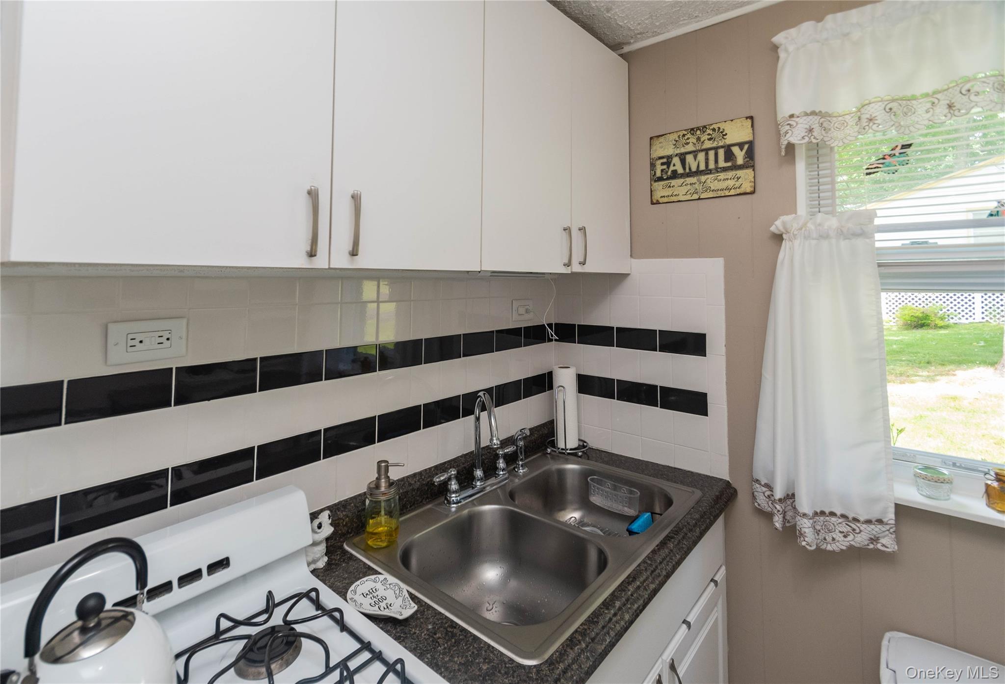 7 Brodie Road 23 Property Photo 8