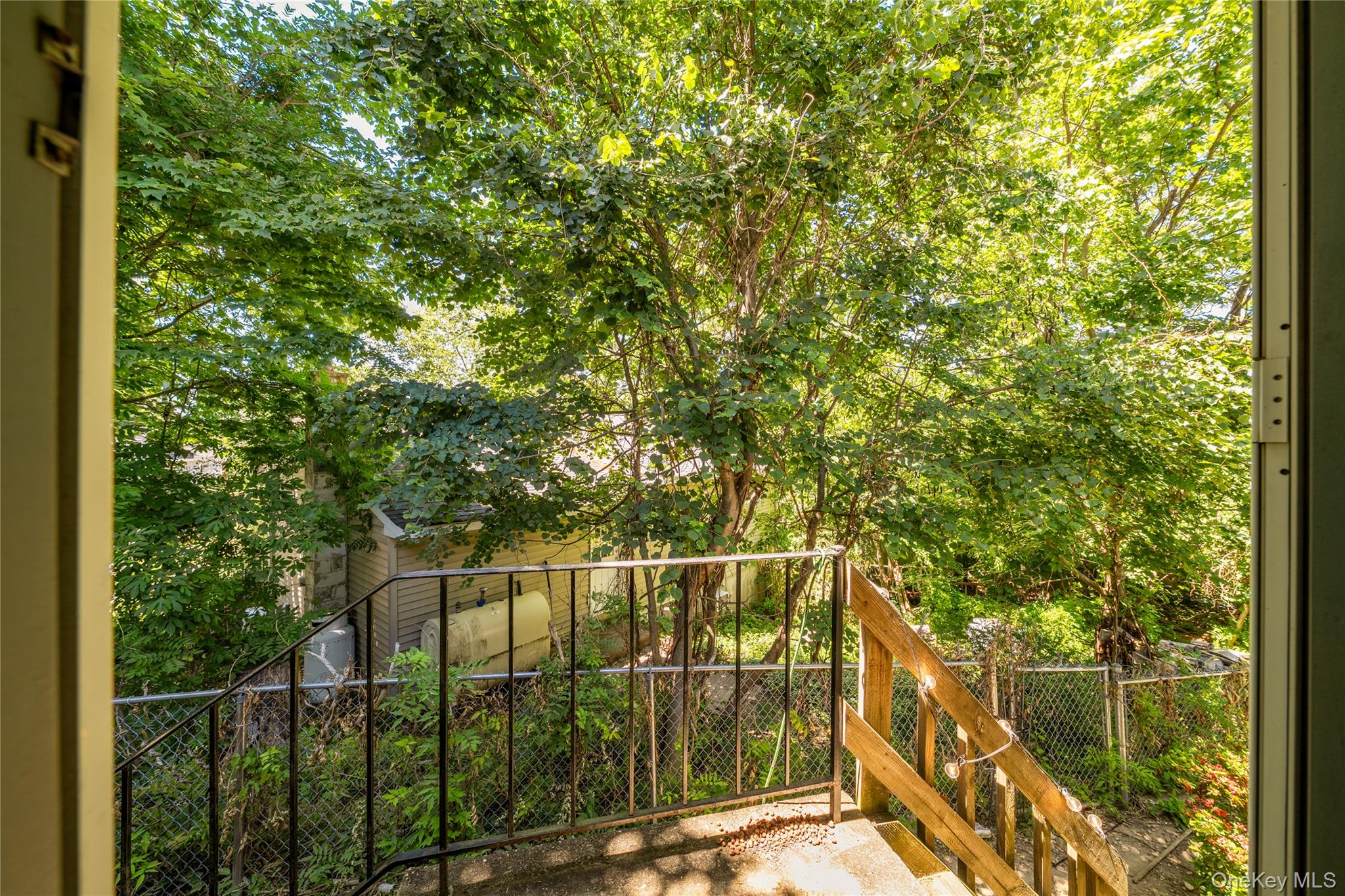 47 Floral Road Property Photo 16