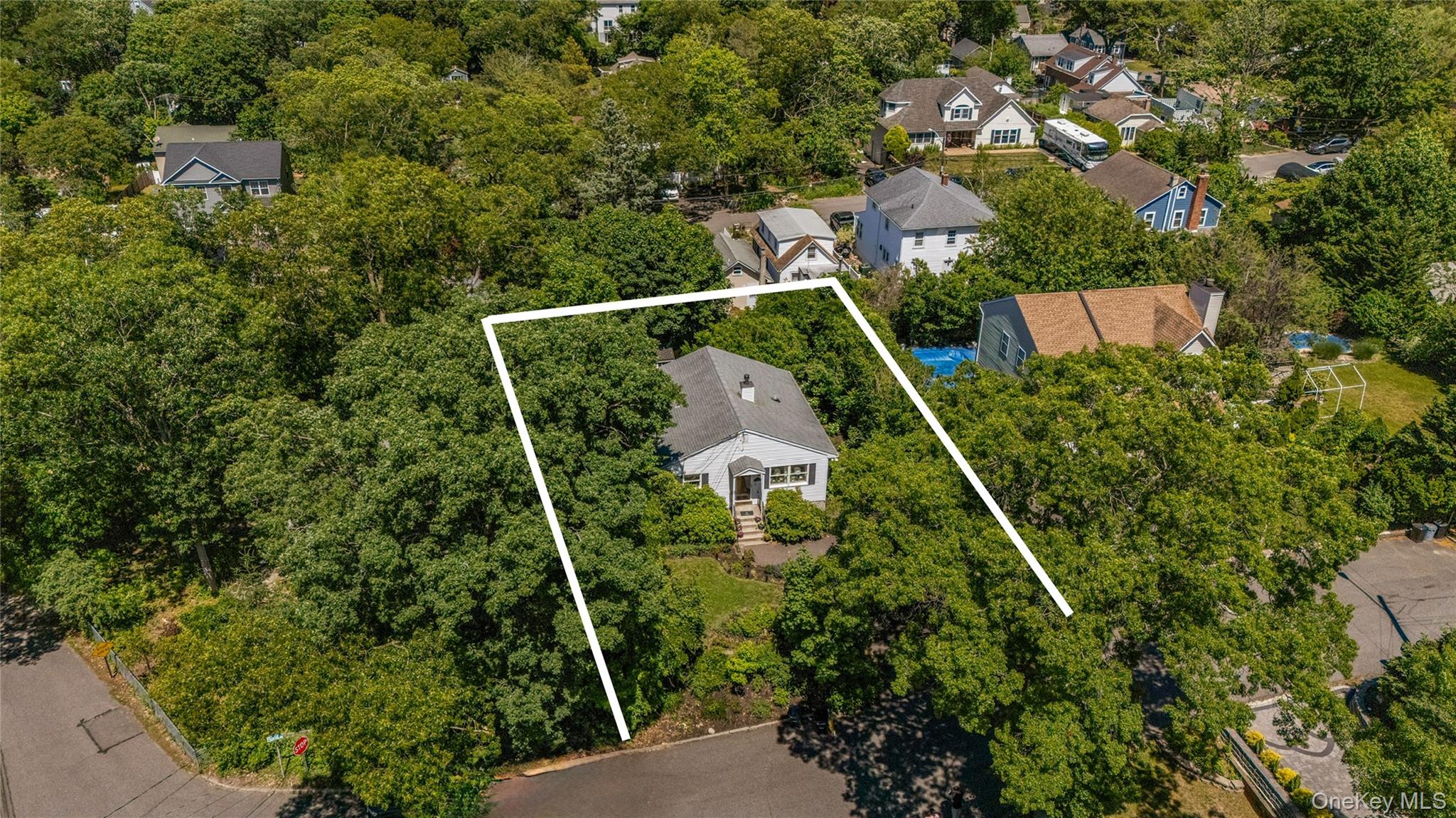 47 Floral Road Property Photo 23