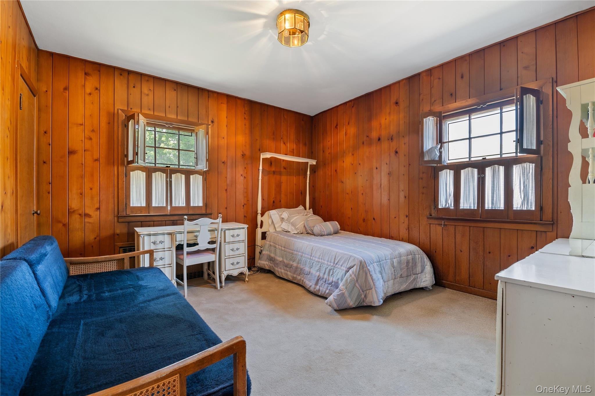 1026 W Broadway Property Photo 17