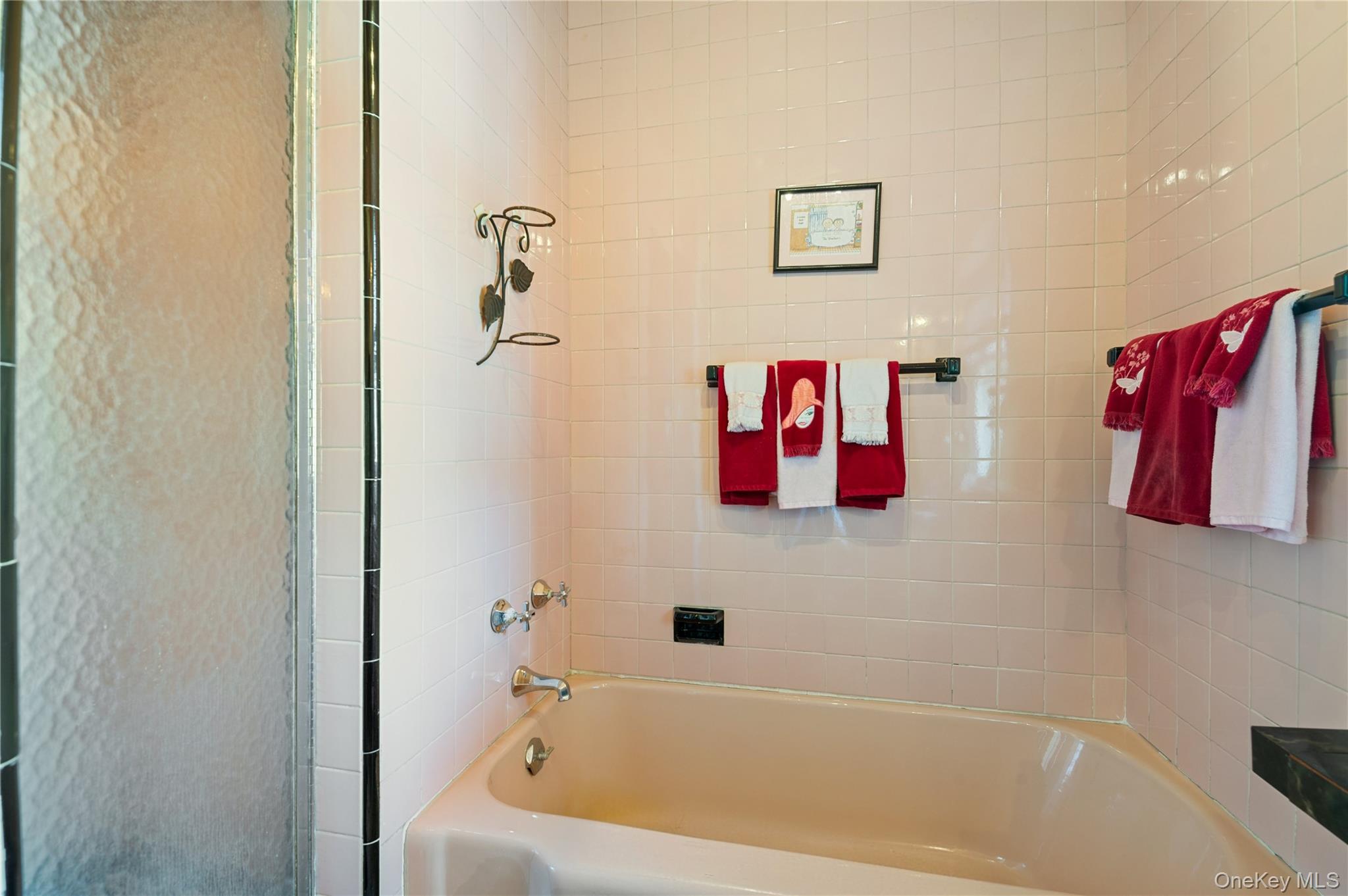 1026 W Broadway Property Photo 18
