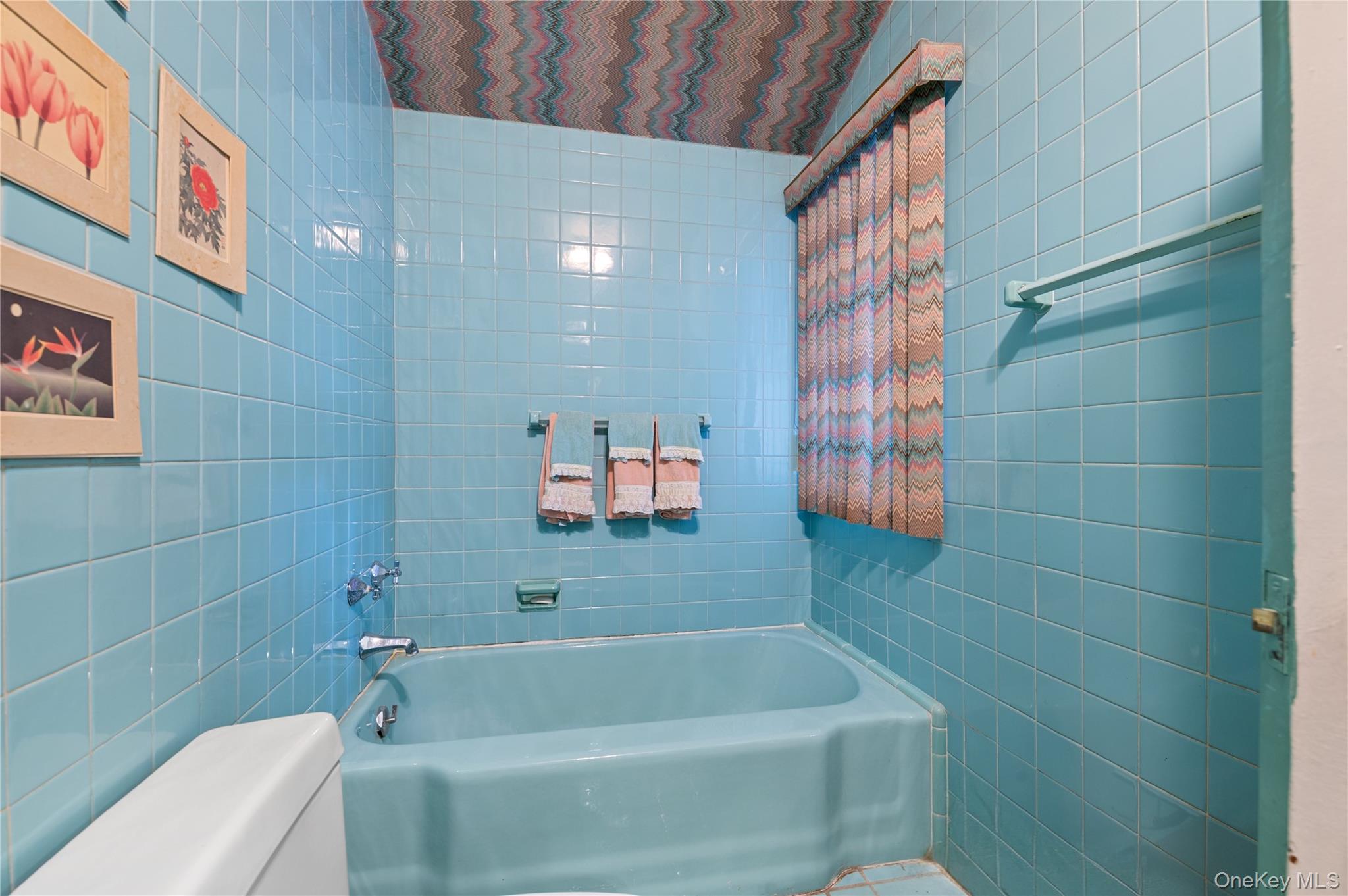 1026 W Broadway Property Photo 23
