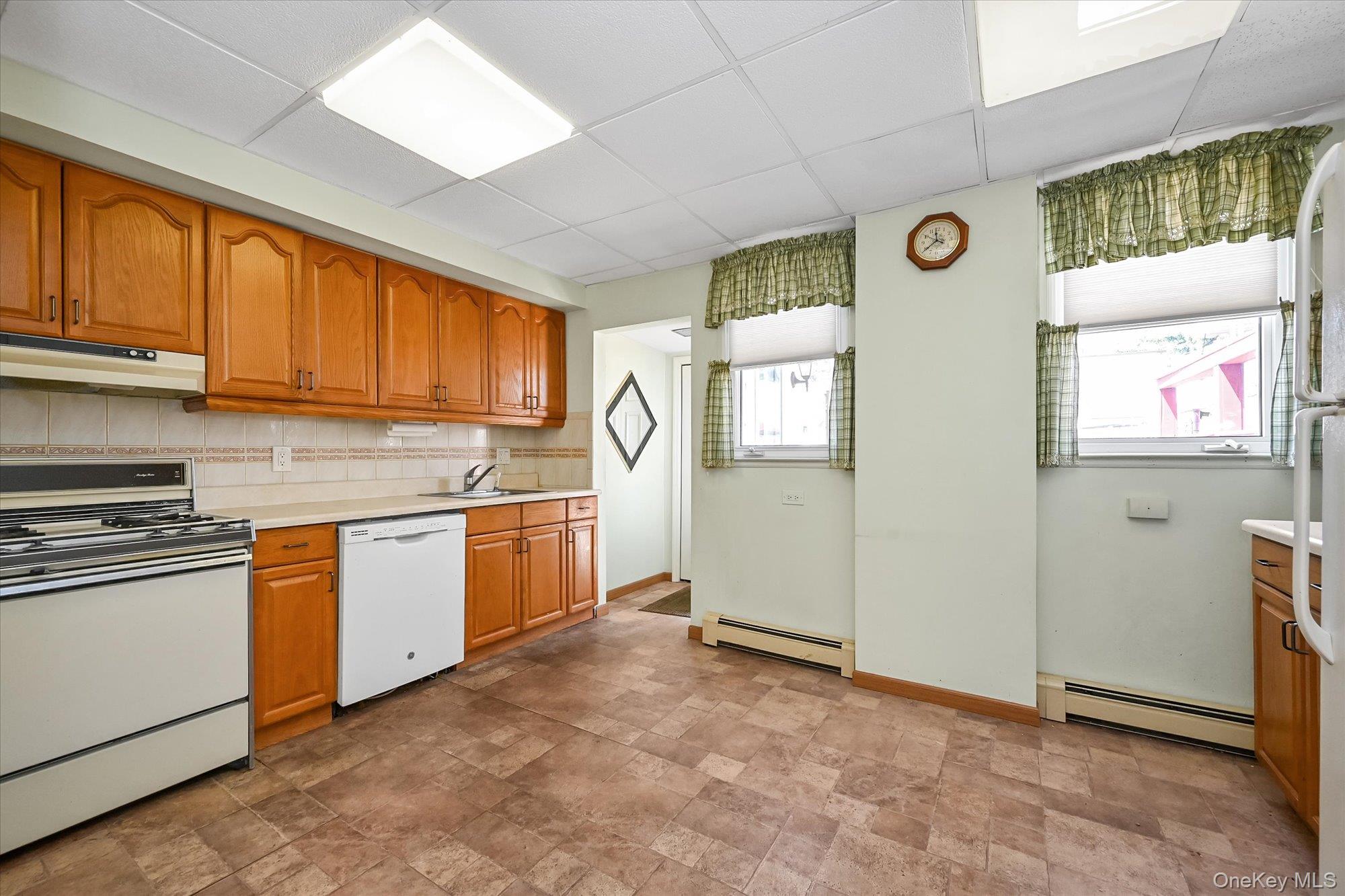 33-30 203rd Street Property Photo 7