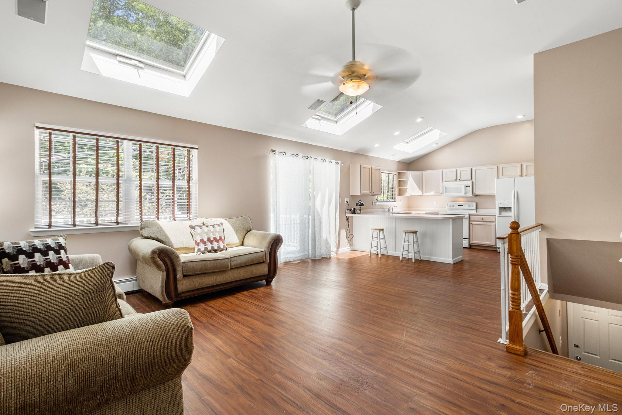 166 Richmond Avenue Property Photo 11