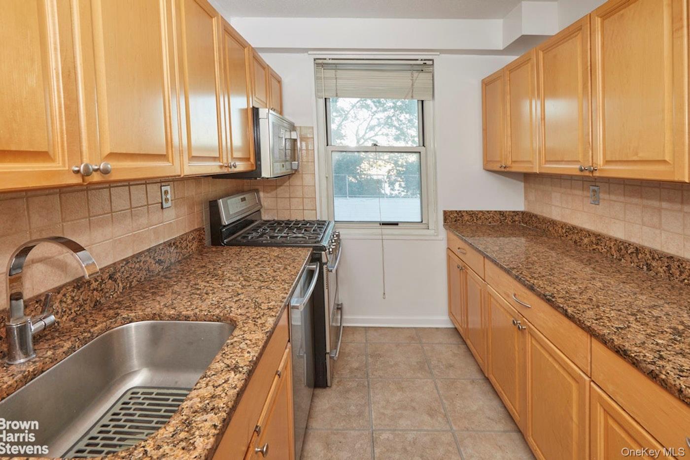 2400 Johnson Avenue 1k Property Photo 19