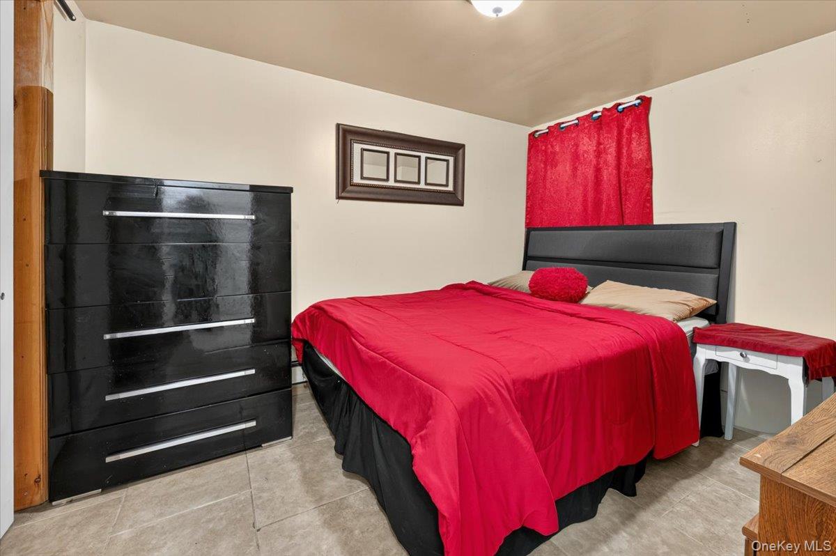9513 85th Street Property Photo 9