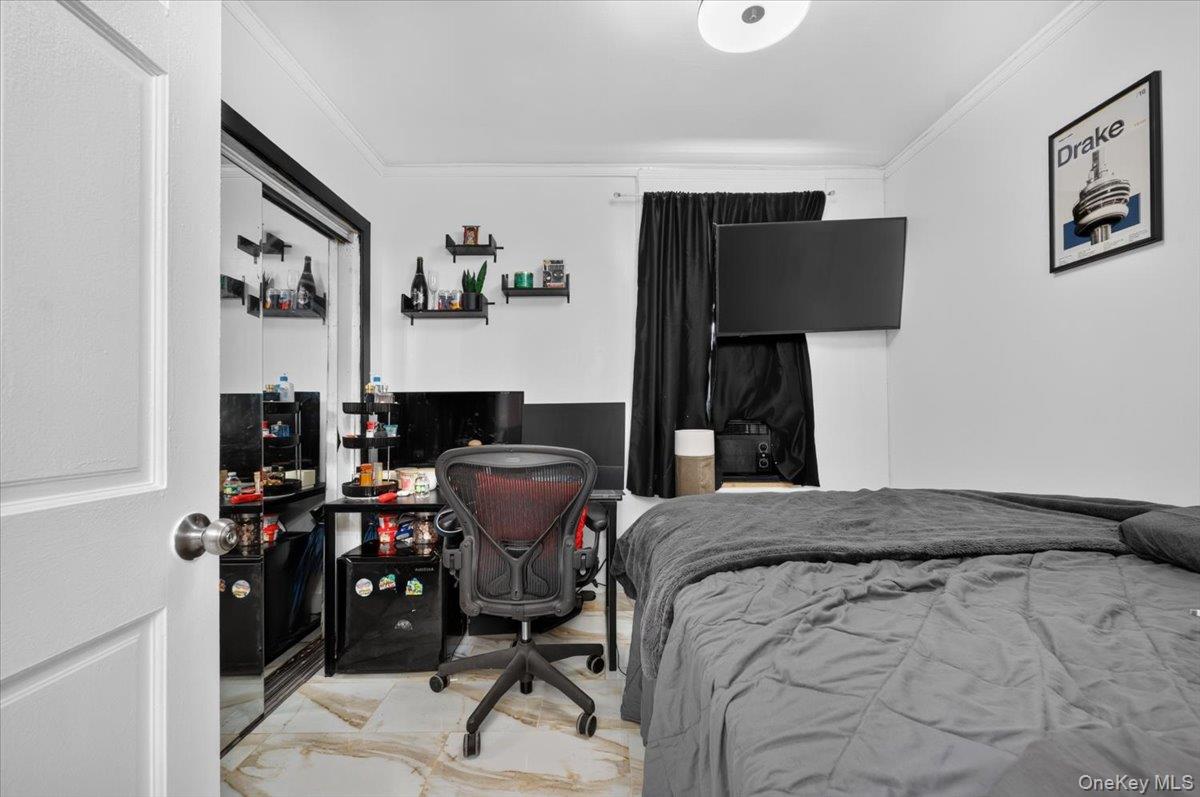 9513 85th Street Property Photo 13