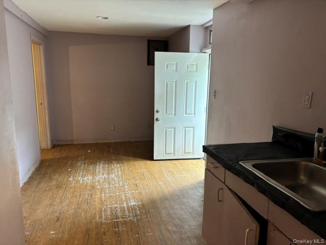 22 E 5th Street Property Photo 15